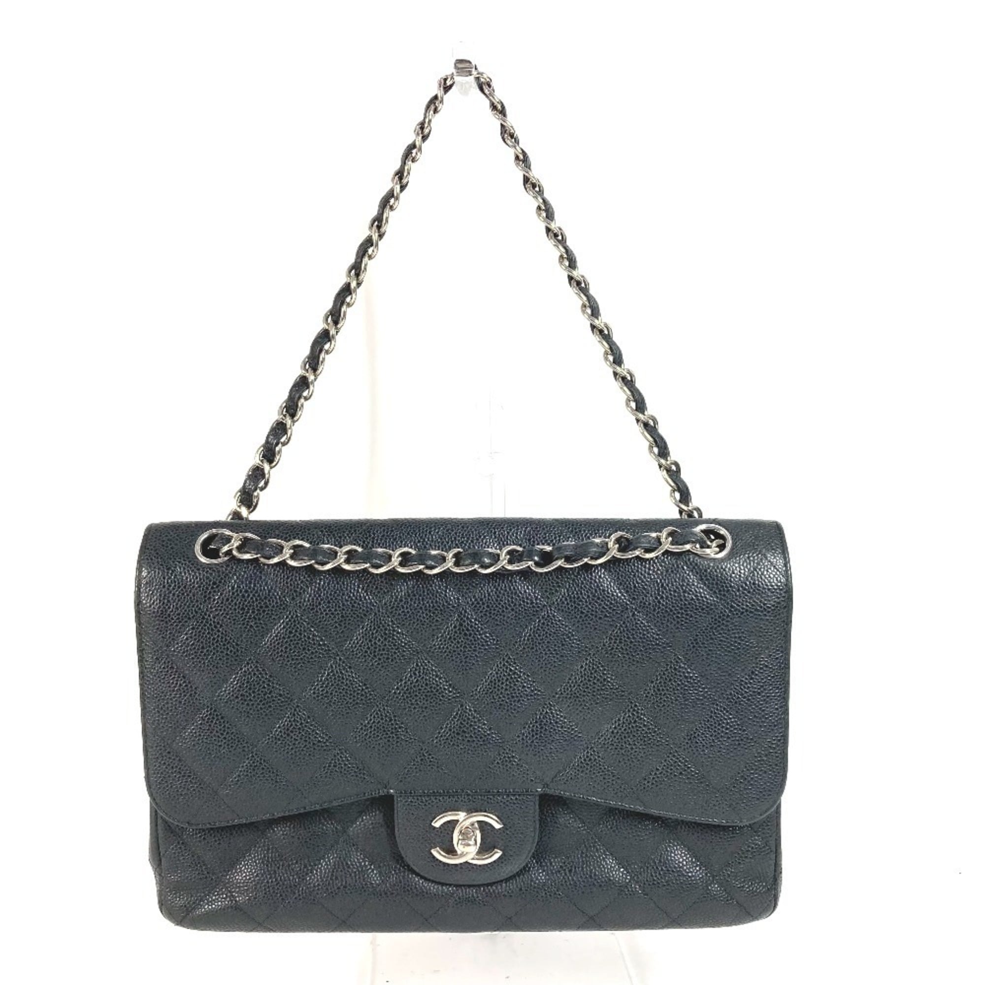 Chanel Matelasse Black Grained Calfskin Shoulder Bag (Pre-Owned)
