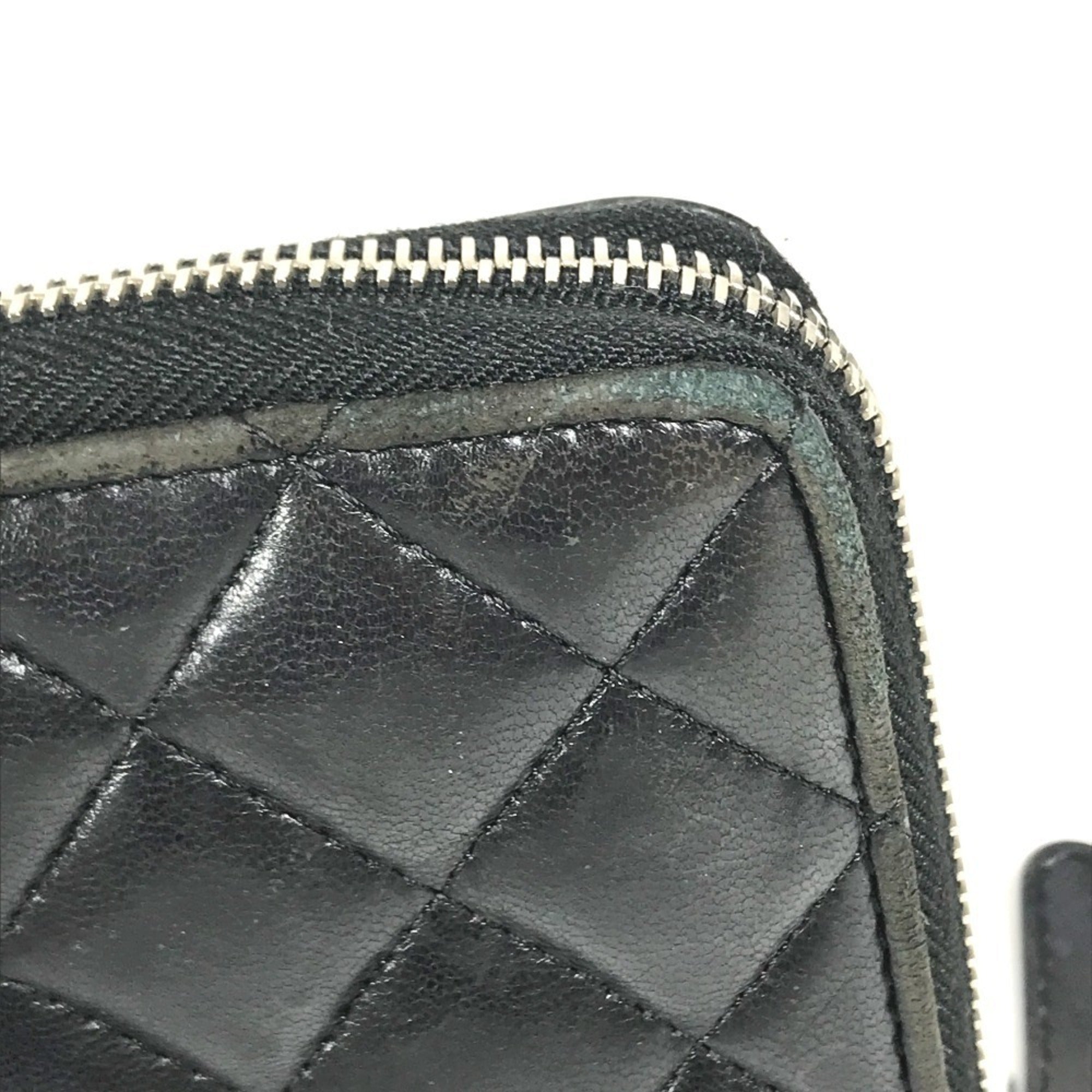 Chanel Matelasse Black Leather Long Wallet (Bi-Fold) (Pre-Owned)