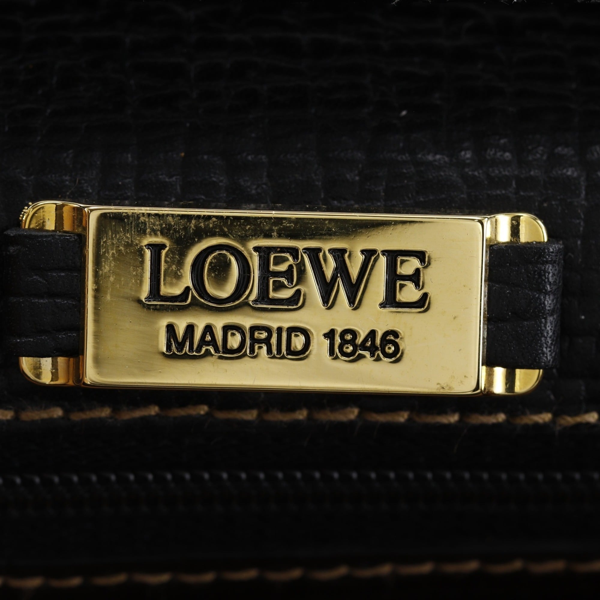 Loewe Barcelona Black Leather Handbag (Pre-Owned)