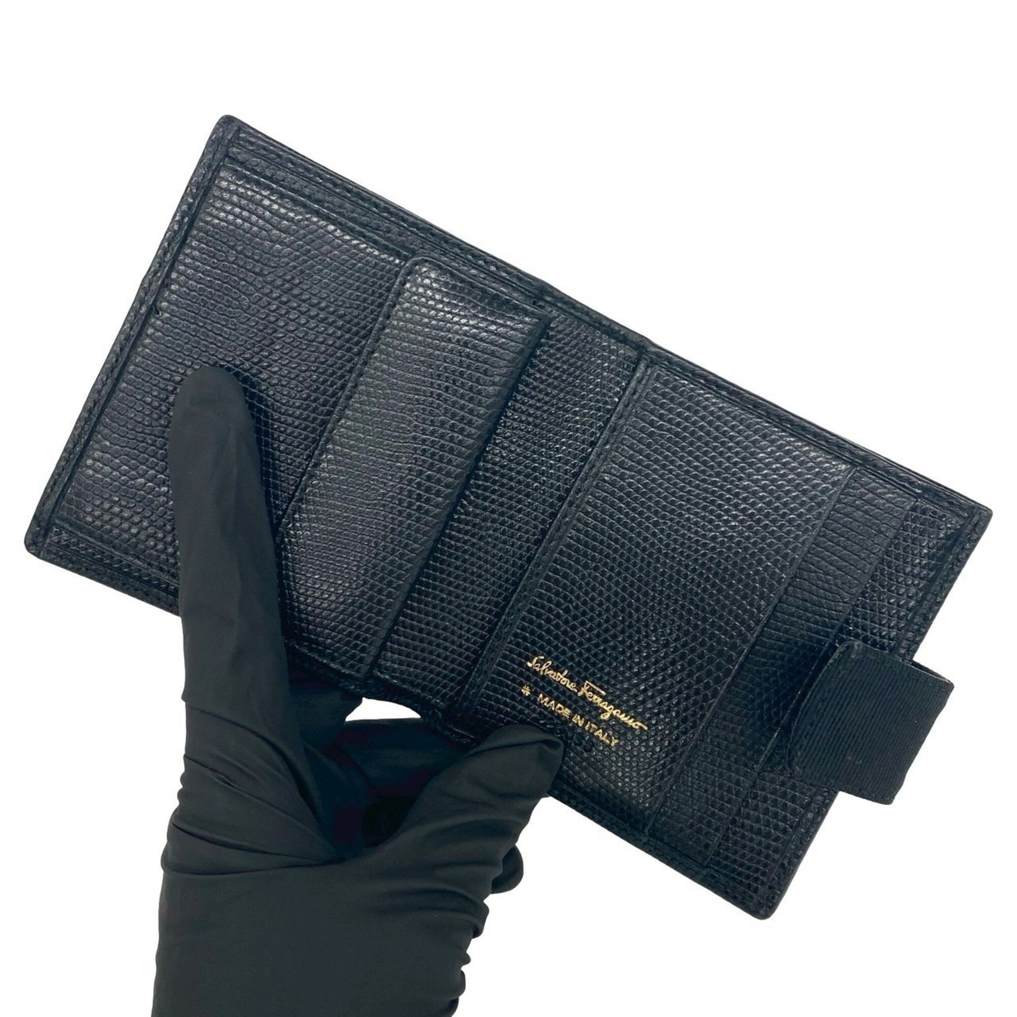 Salvatore Ferragamo Black Leather Wallet (Bi-Fold) (Pre-Owned)