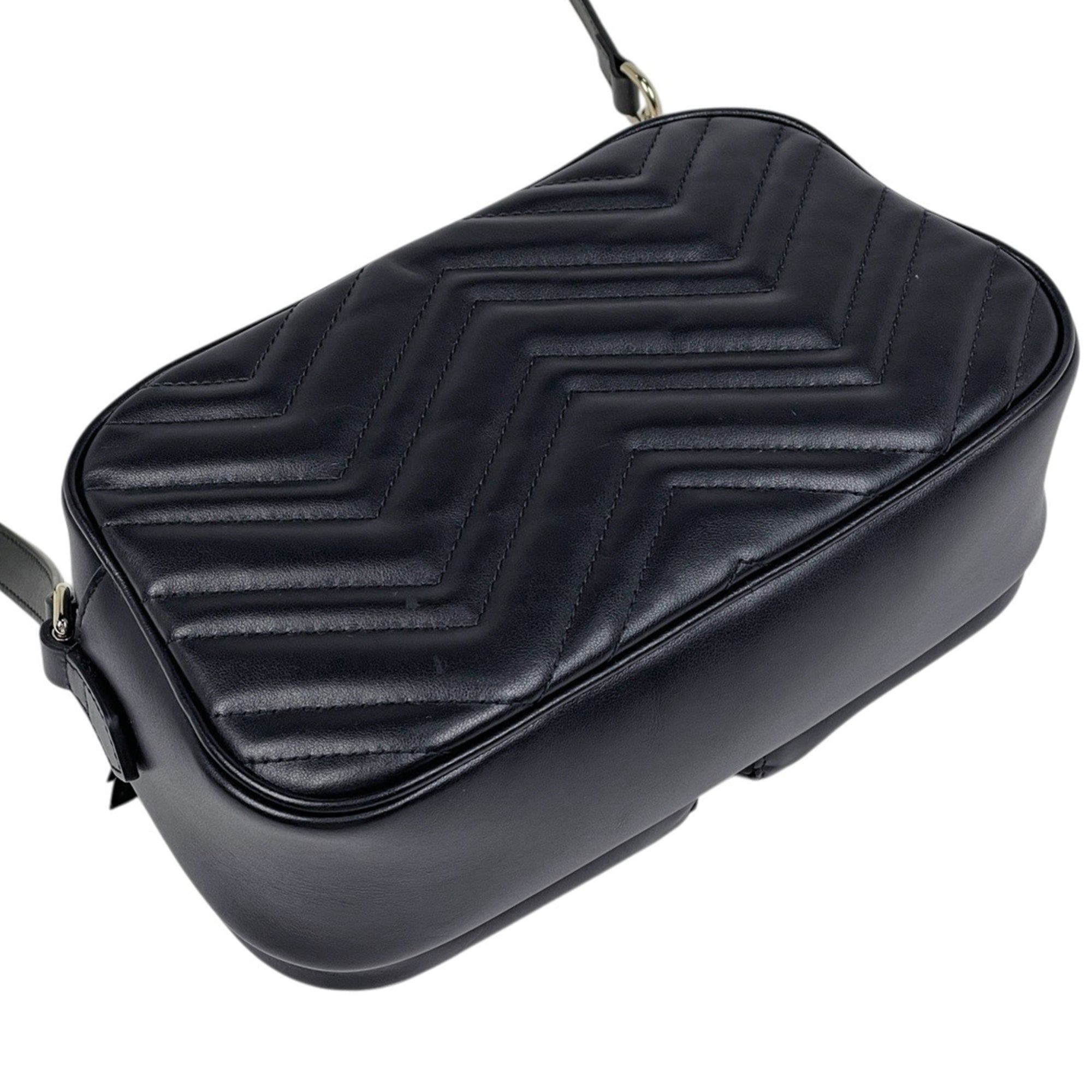 Gucci Black Leather Shoulder Bag (Pre-Owned)