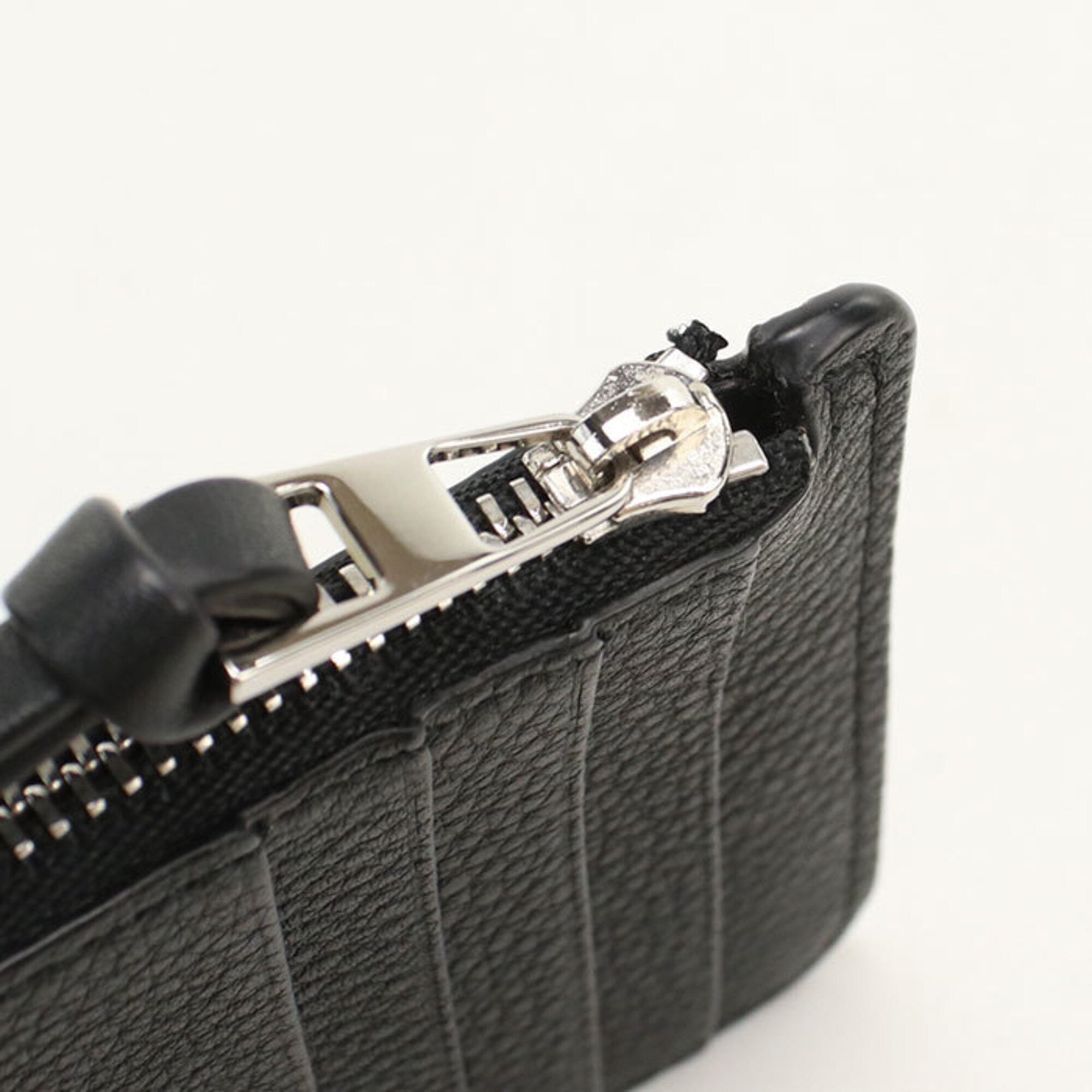 Loewe Black Leather Coin Purse/Coin Case (Pre-Owned)