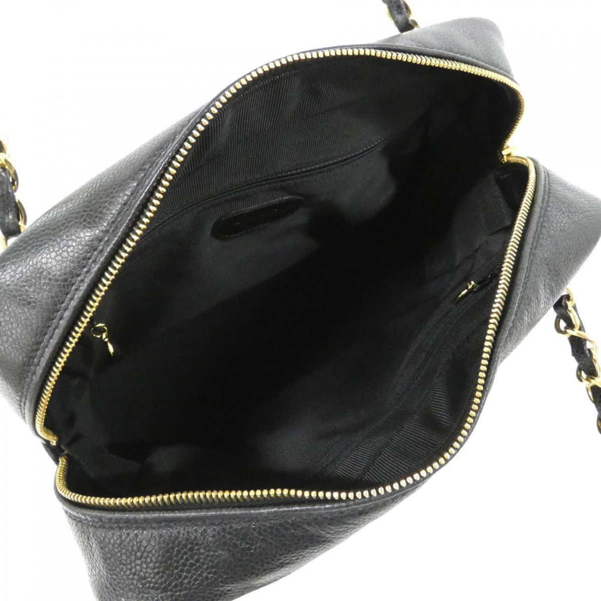Chanel Black Grained Calfskin Shoulder Bag (Pre-Owned)