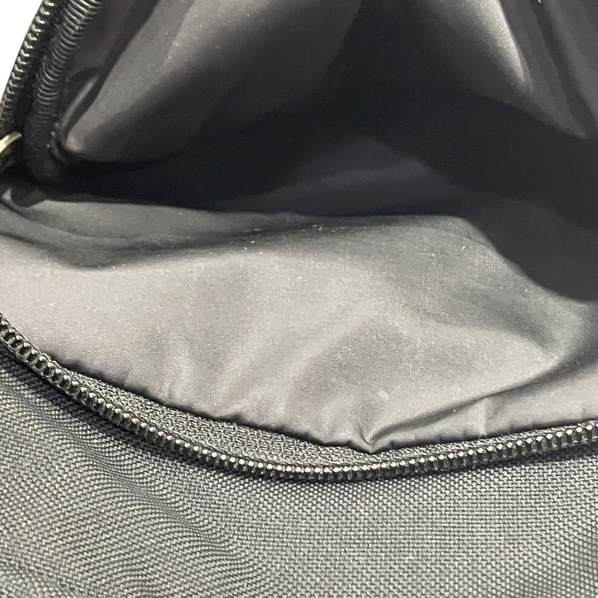 Balenciaga Black Nylon Messenger Bag (Pre-Owned)