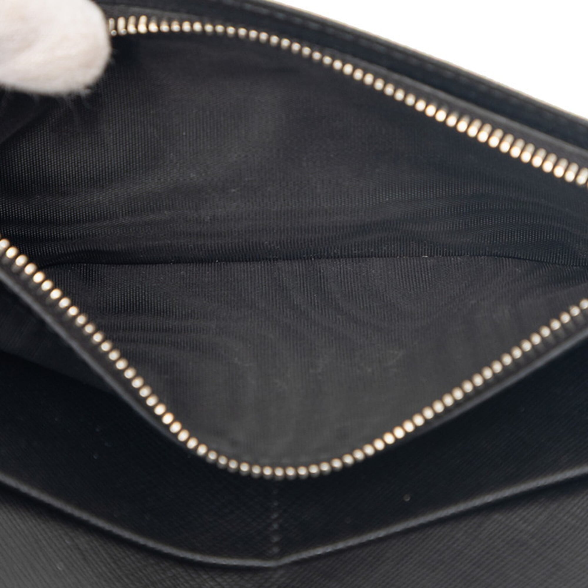 Prada Black Leather Long Wallet (Bi-Fold) (Pre-Owned)