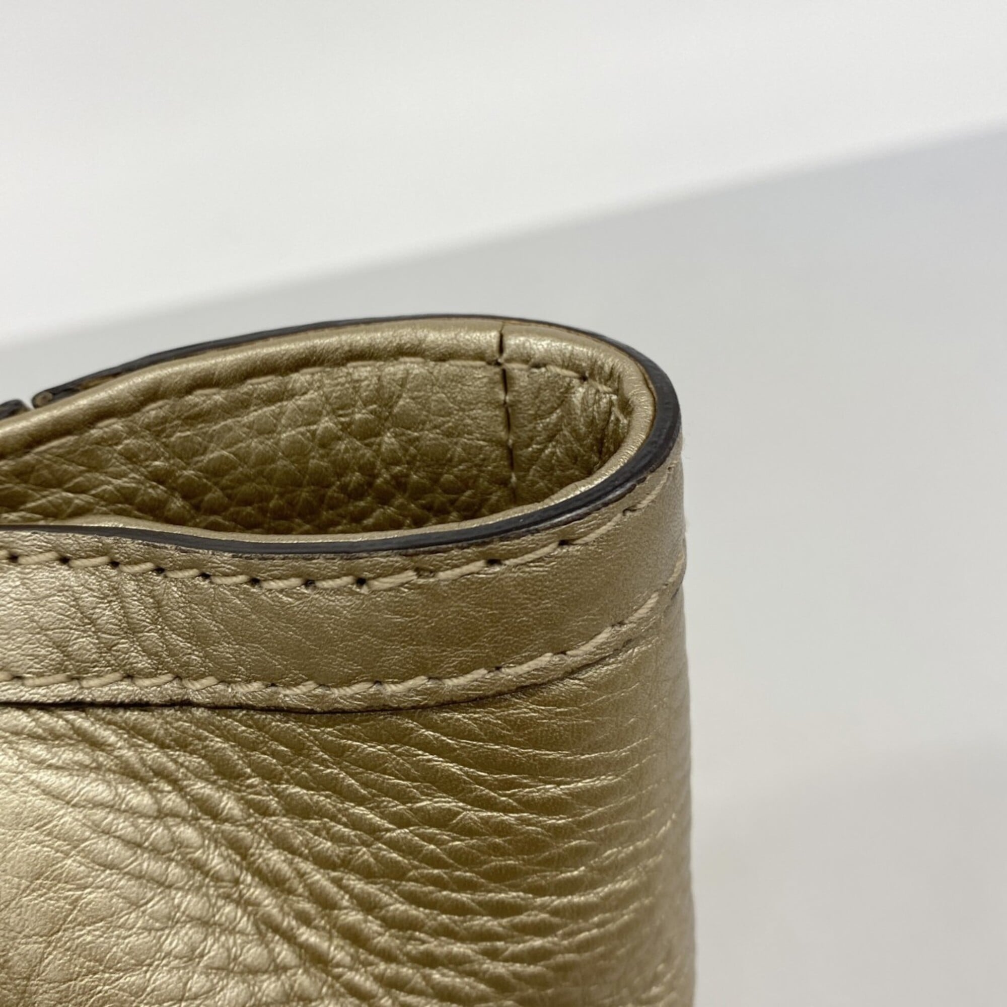 Gucci Gold Leather Tote Bag (Pre-Owned)