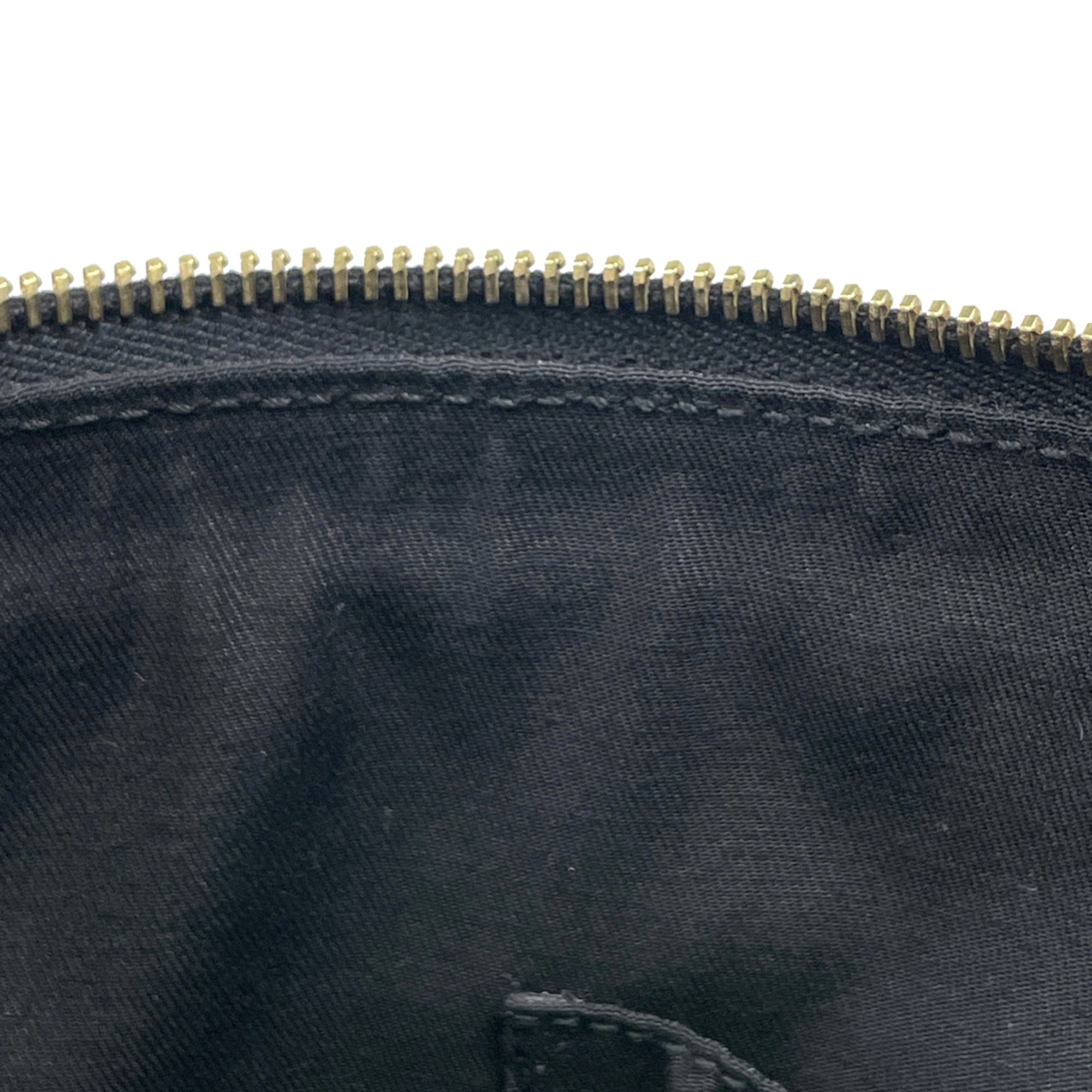 Gucci Black Gg Canvas Handbag (Pre-Owned)