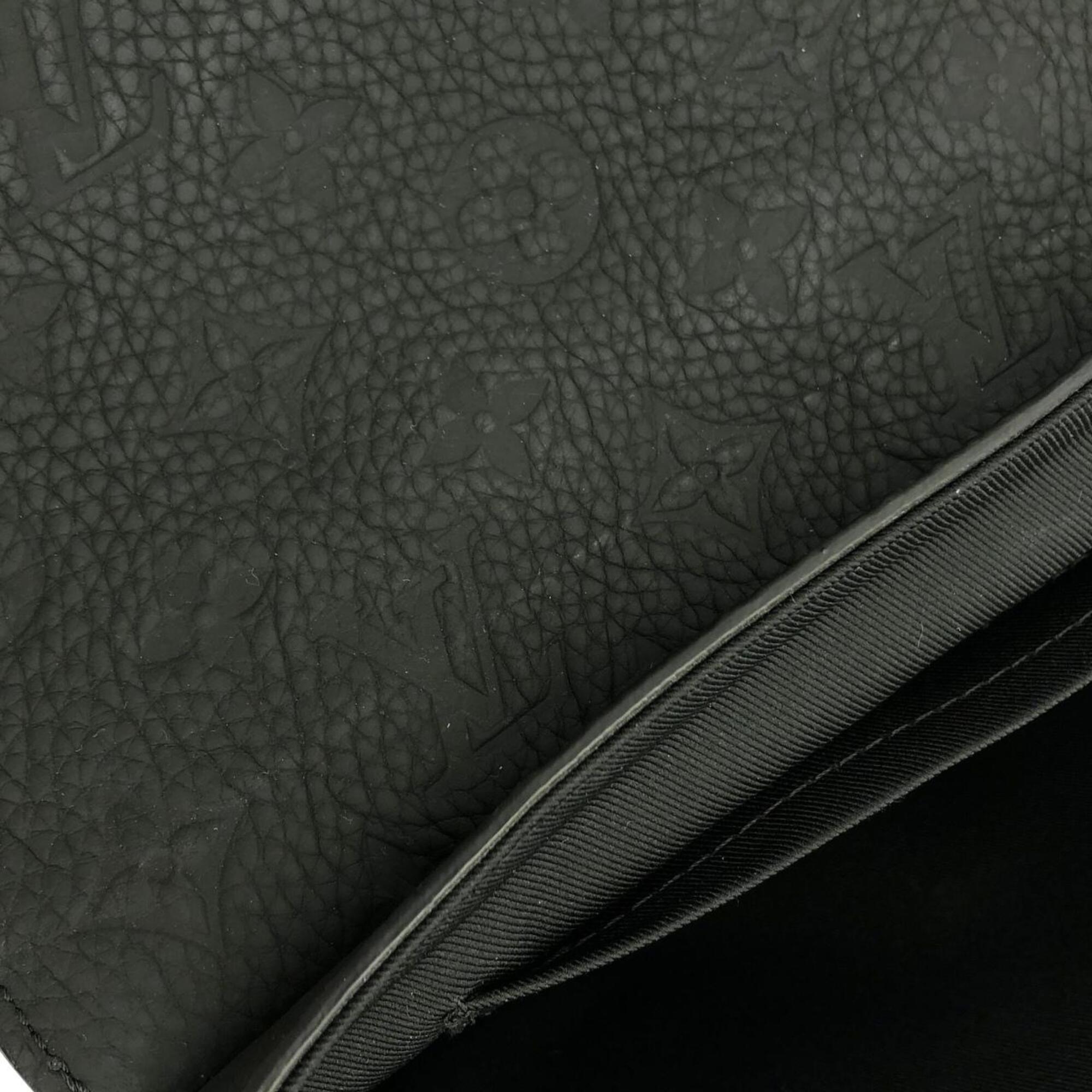 Louis Vuitton Taurillon Black Leather Shoulder Bag (Pre-Owned)