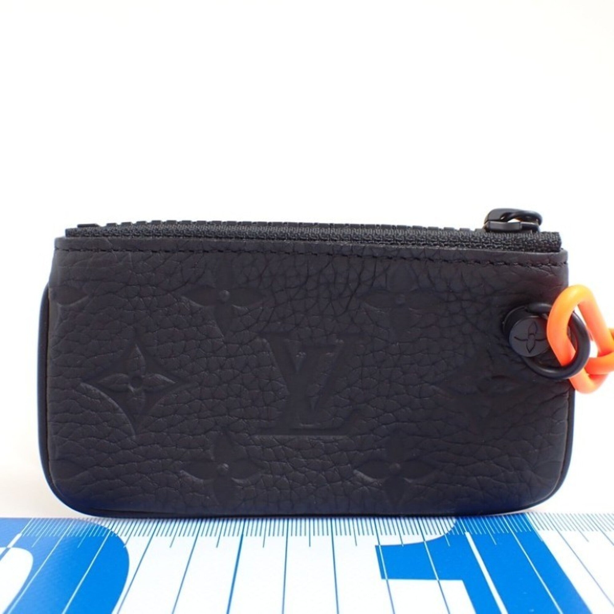 Louis Vuitton Black Leather Coin Purse/Coin Case (Pre-Owned)