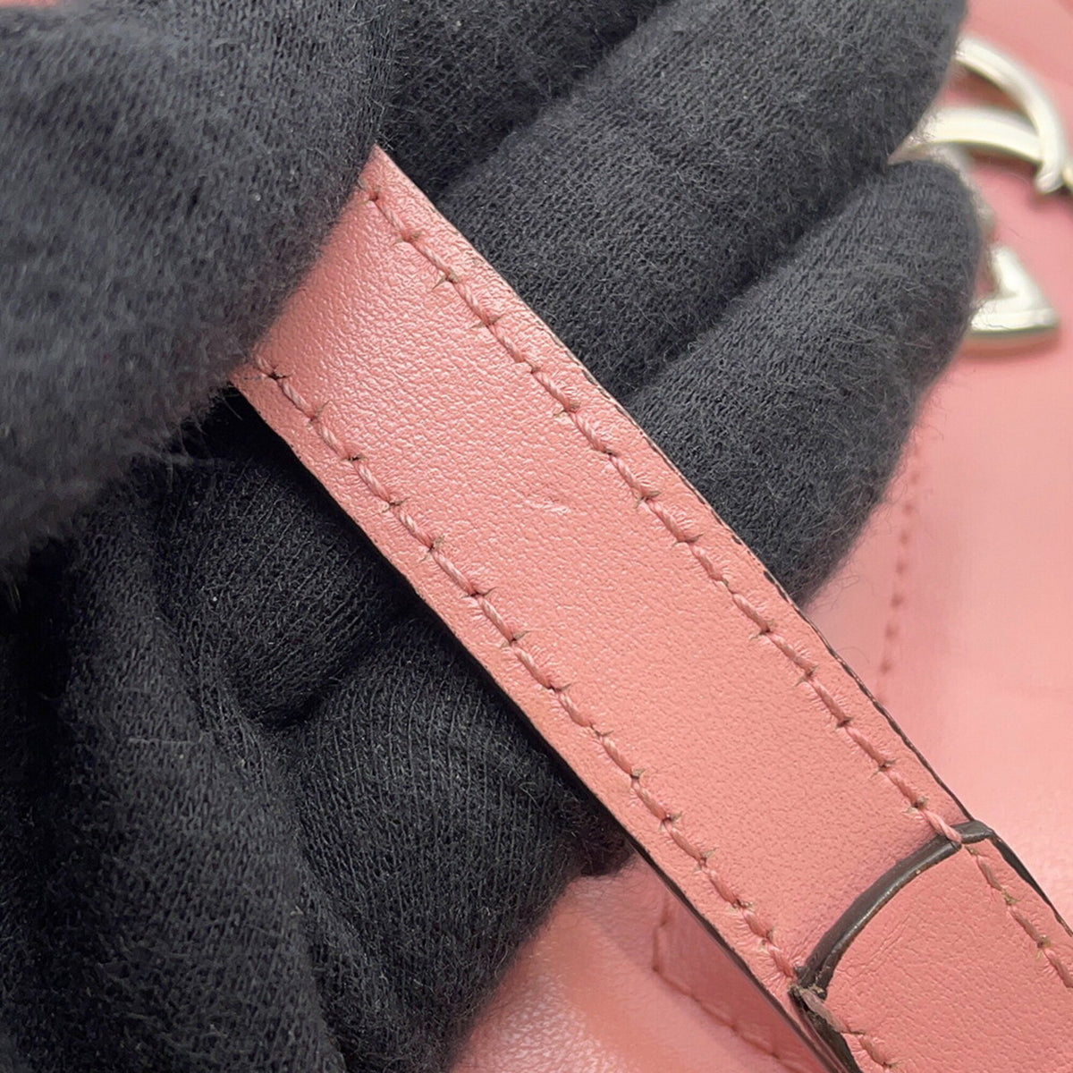 Gucci Gg Marmont Pink Leather Shoulder Bag (Pre-Owned)