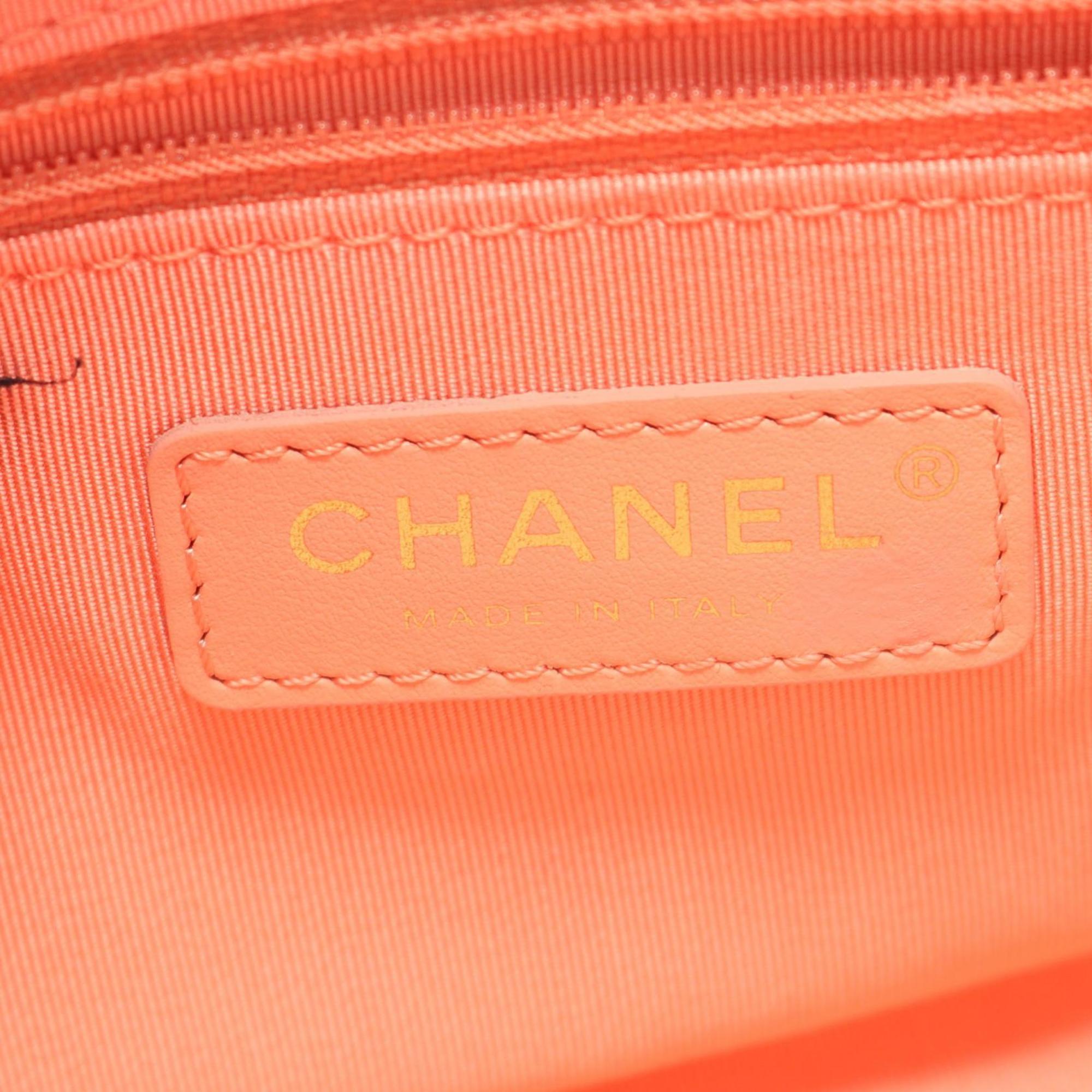 Chanel Pink Leather Shoulder Bag (Pre-Owned)