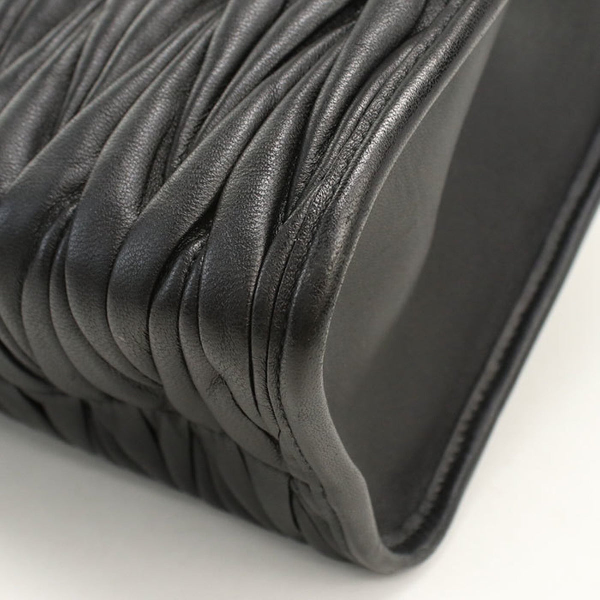 Miu Miu Black Leather Tote Bag (Pre-Owned)