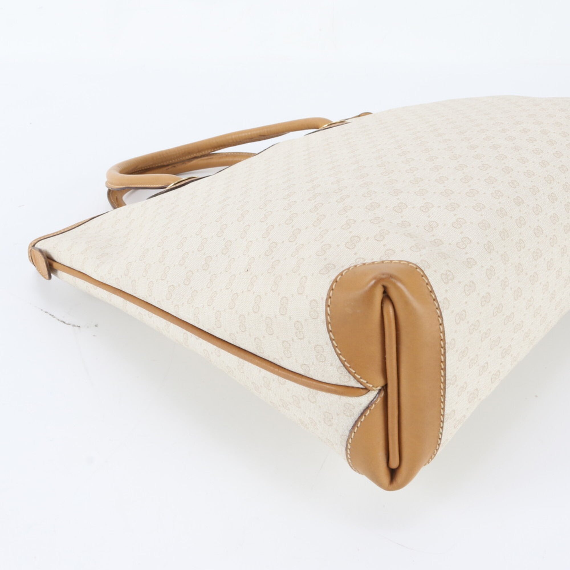 Gucci Beige Leather Coated Canvas Handbag (Pre-Owned)
