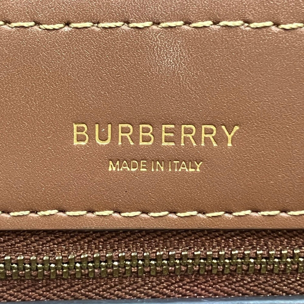 Burberry Brown White Canvas Leather Handbag (Pre-Owned)