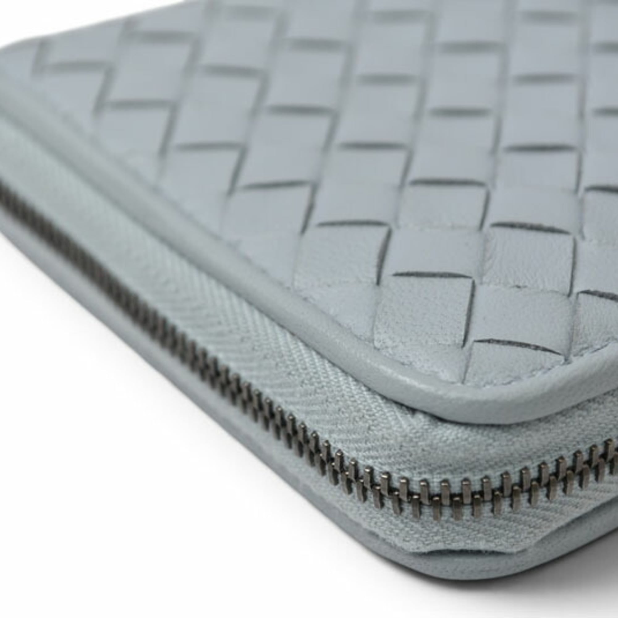 Bottega Veneta Intrecciato Blue Long Wallet (Bi-Fold) (Pre-Owned)