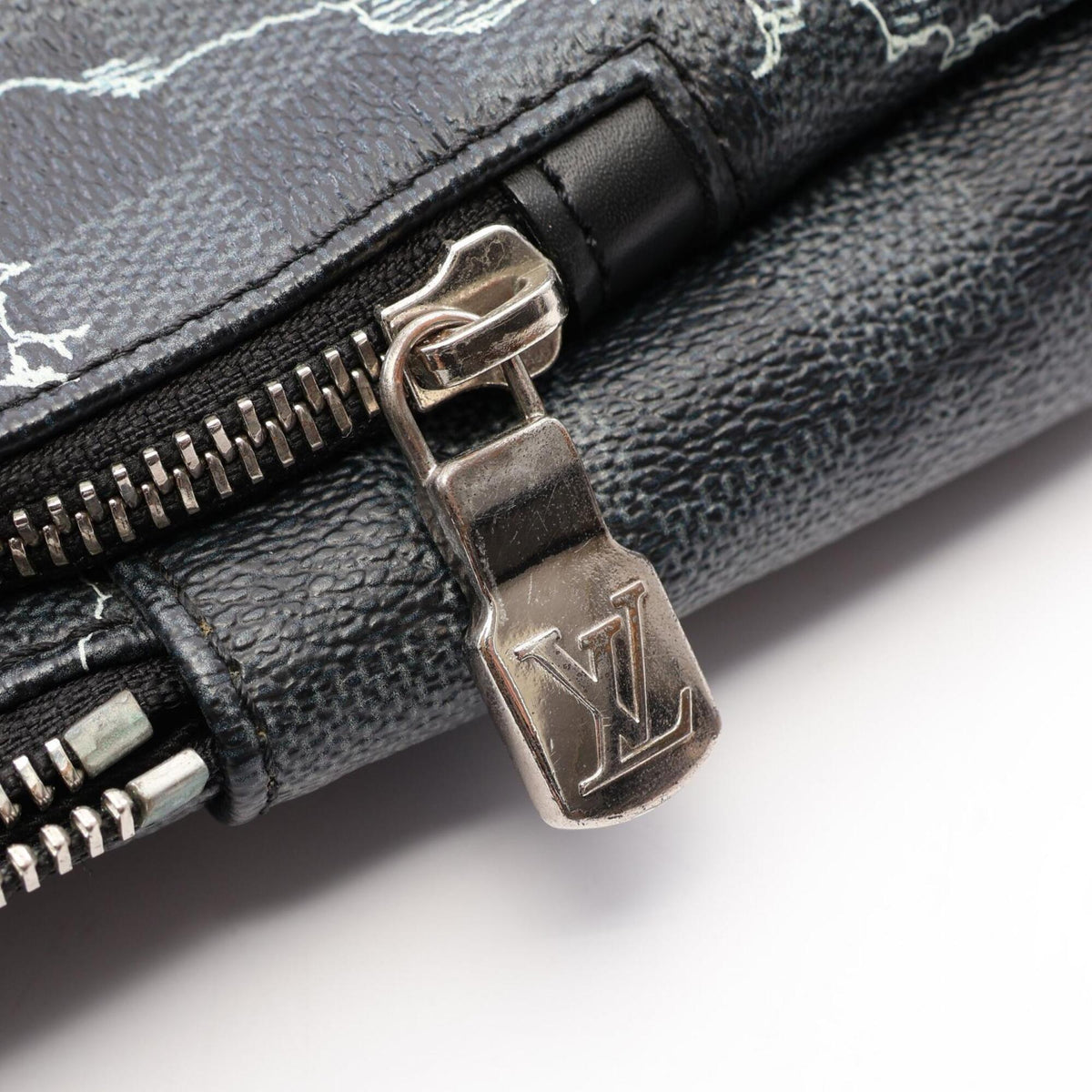 Louis Vuitton Black Multi-Color Damier Graphite Leather Fanny Pack Sling Bag (Pre-Owned)