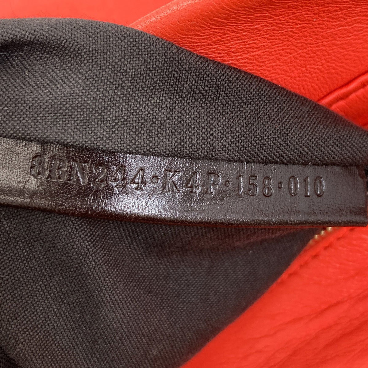 Fendi Orange Leather Handbag (Pre-Owned)