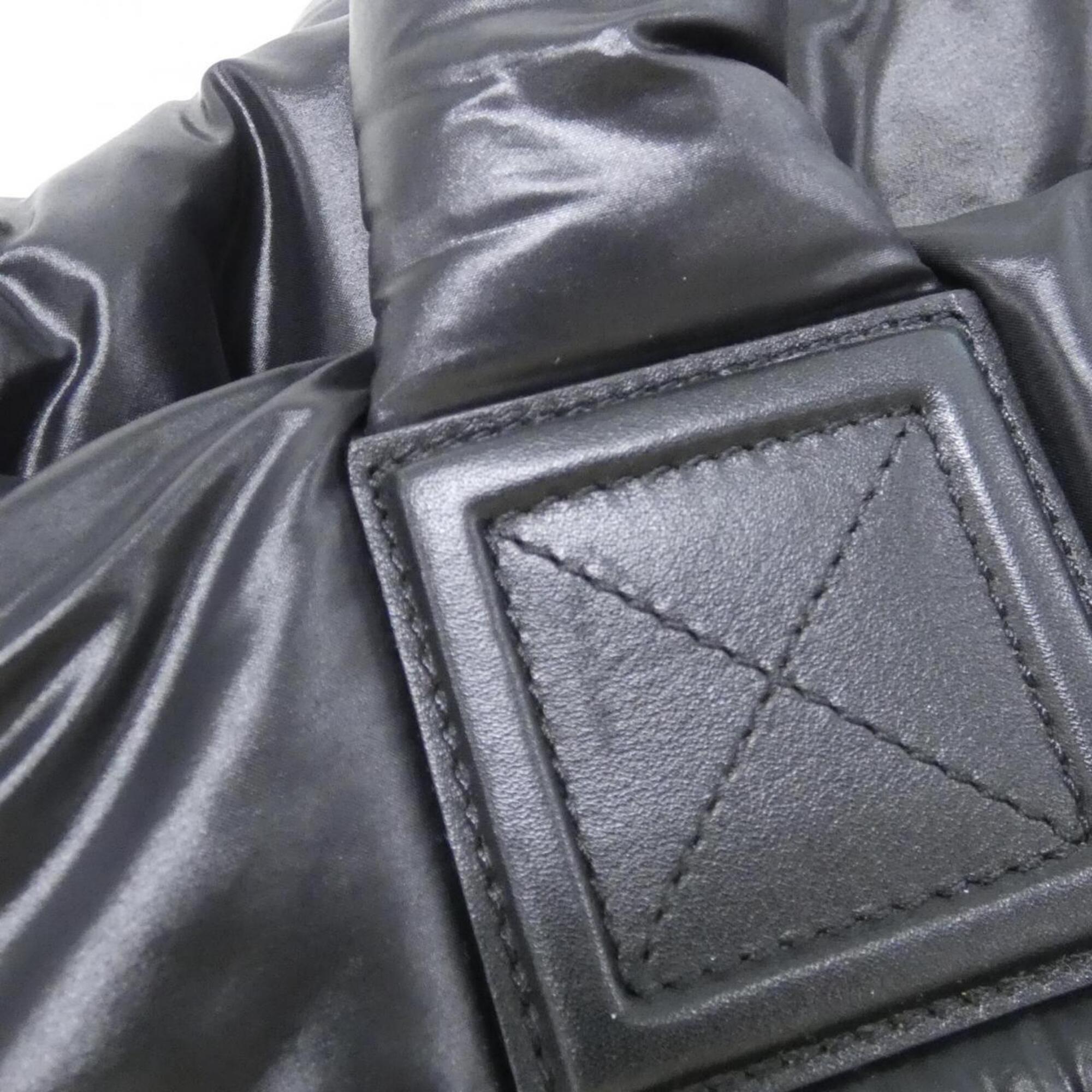 Chanel Black Nylon Handbag (Pre-Owned)