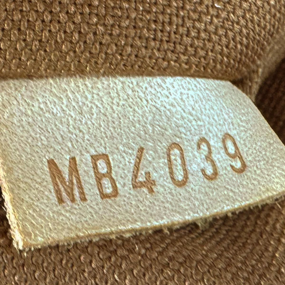 Louis Vuitton Brown Monogram Monogram Shoulder Bag (Pre-Owned)