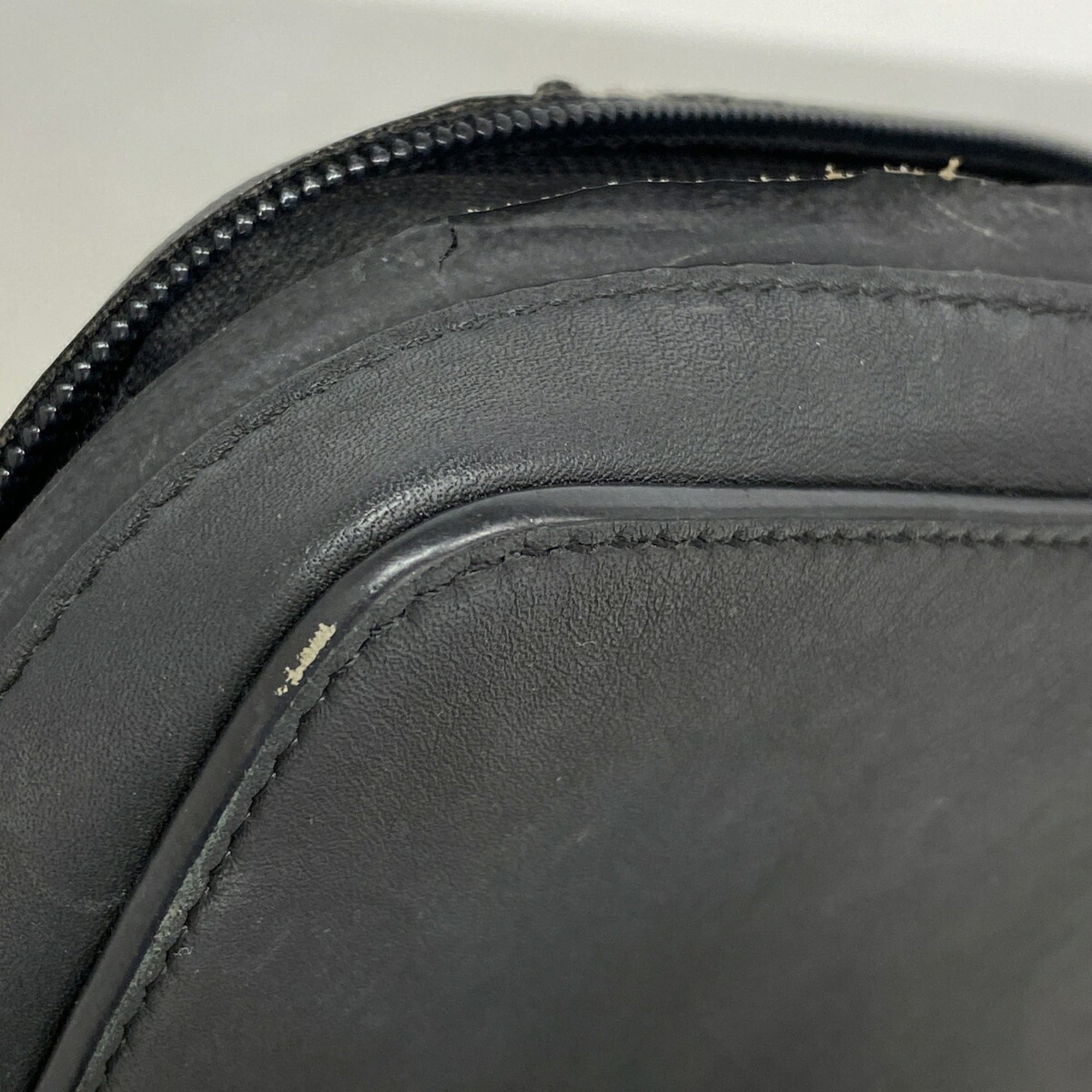 Louis Vuitton Black Sling Bag (Pre-Owned)