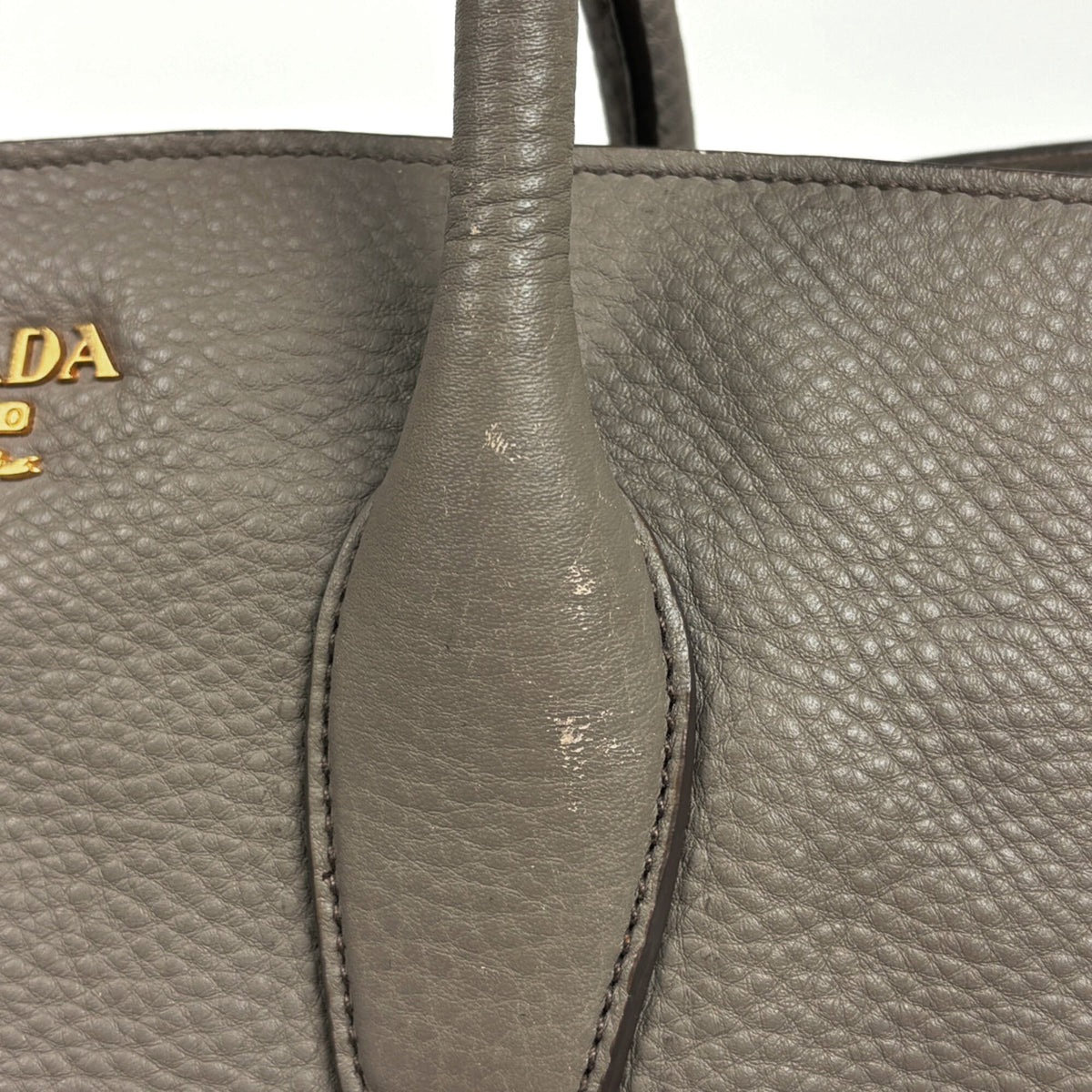 Prada Beige Leather Tote Bag (Pre-Owned)