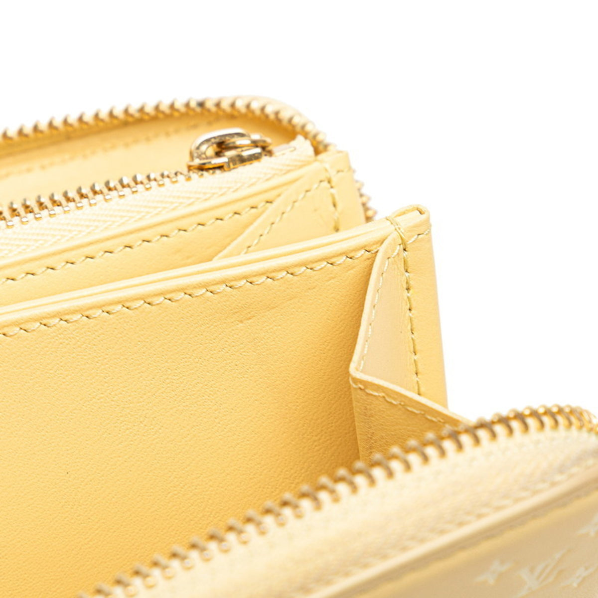 Louis Vuitton Yellow Leather Coin Purse/Coin Case (Pre-Owned)