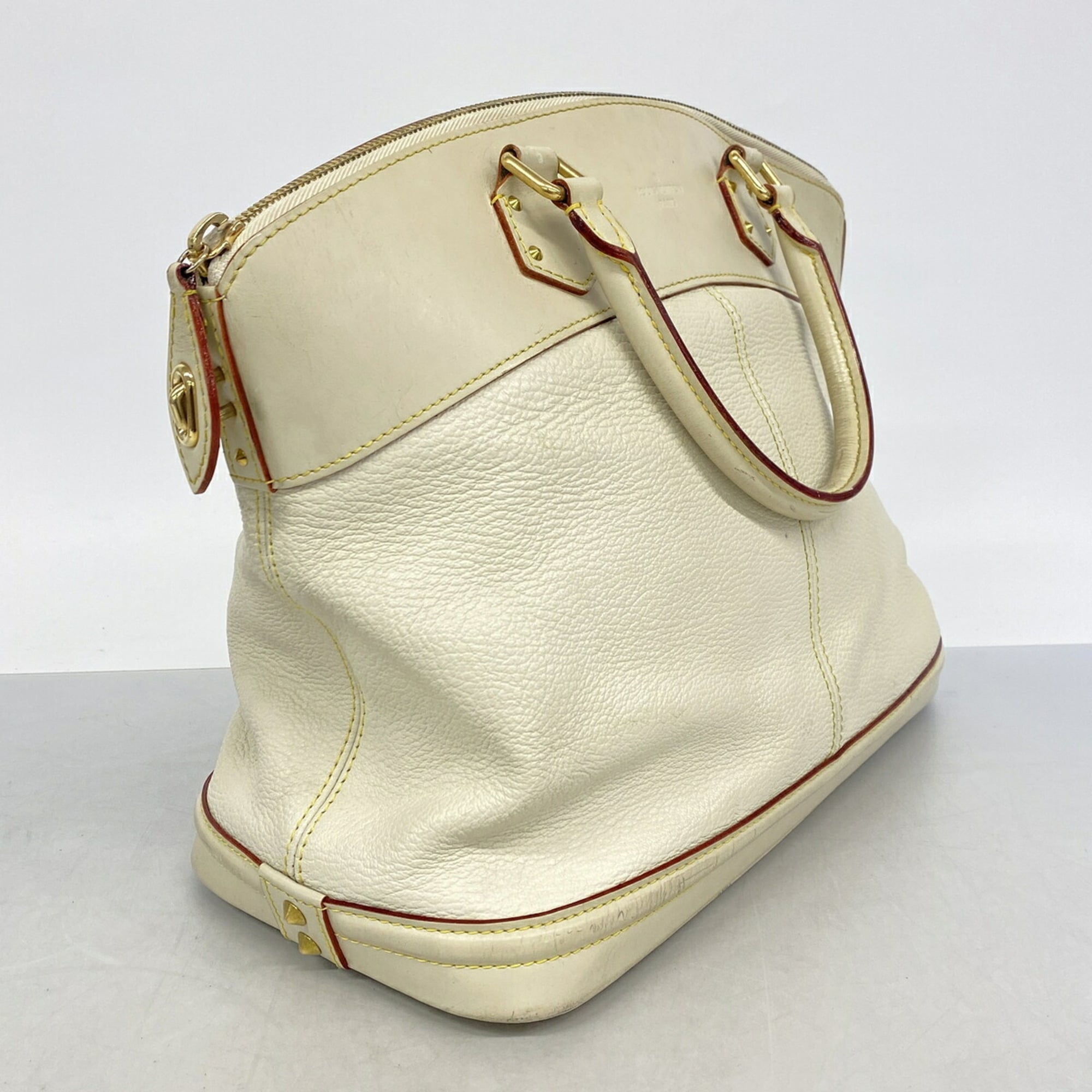 Louis Vuitton Blanc Handbag (Pre-Owned)