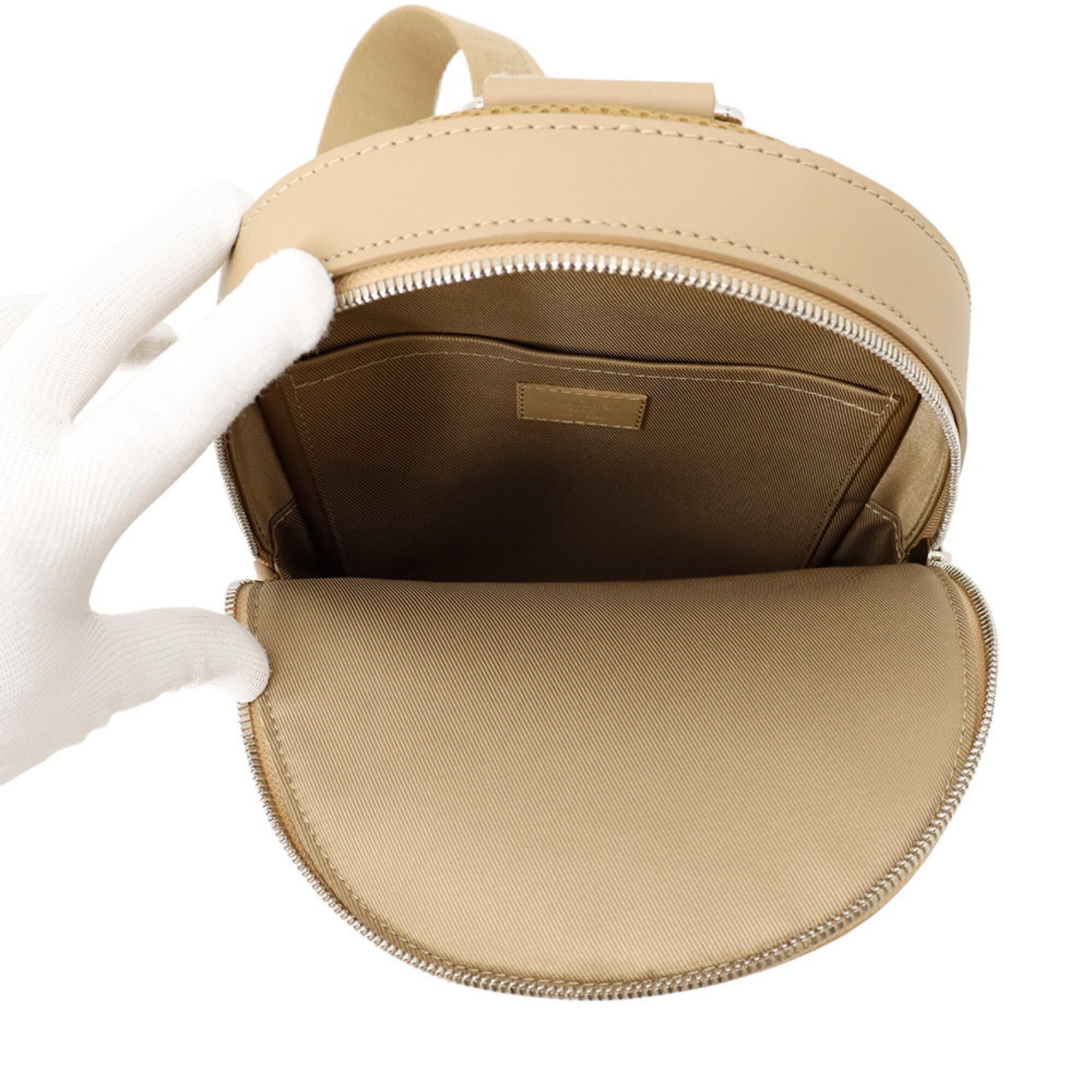 Louis Vuitton Beige Leather Handbag Sling Bag (Pre-Owned)