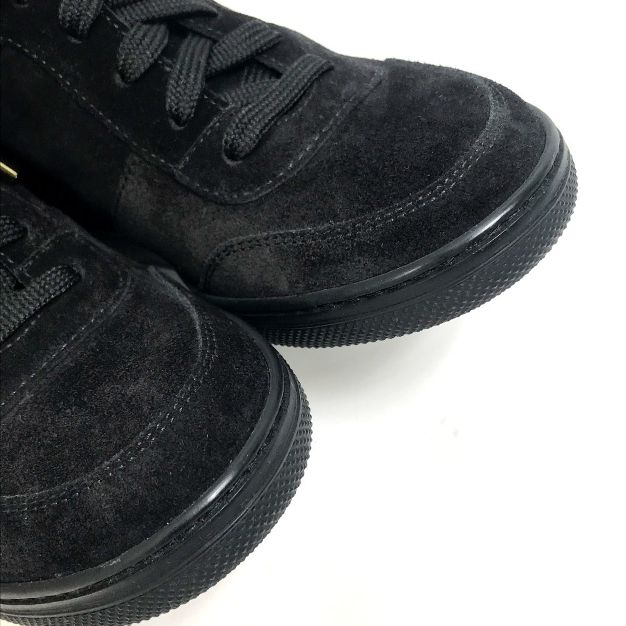 Louis Vuitton Black Sneakers (Pre-Owned)