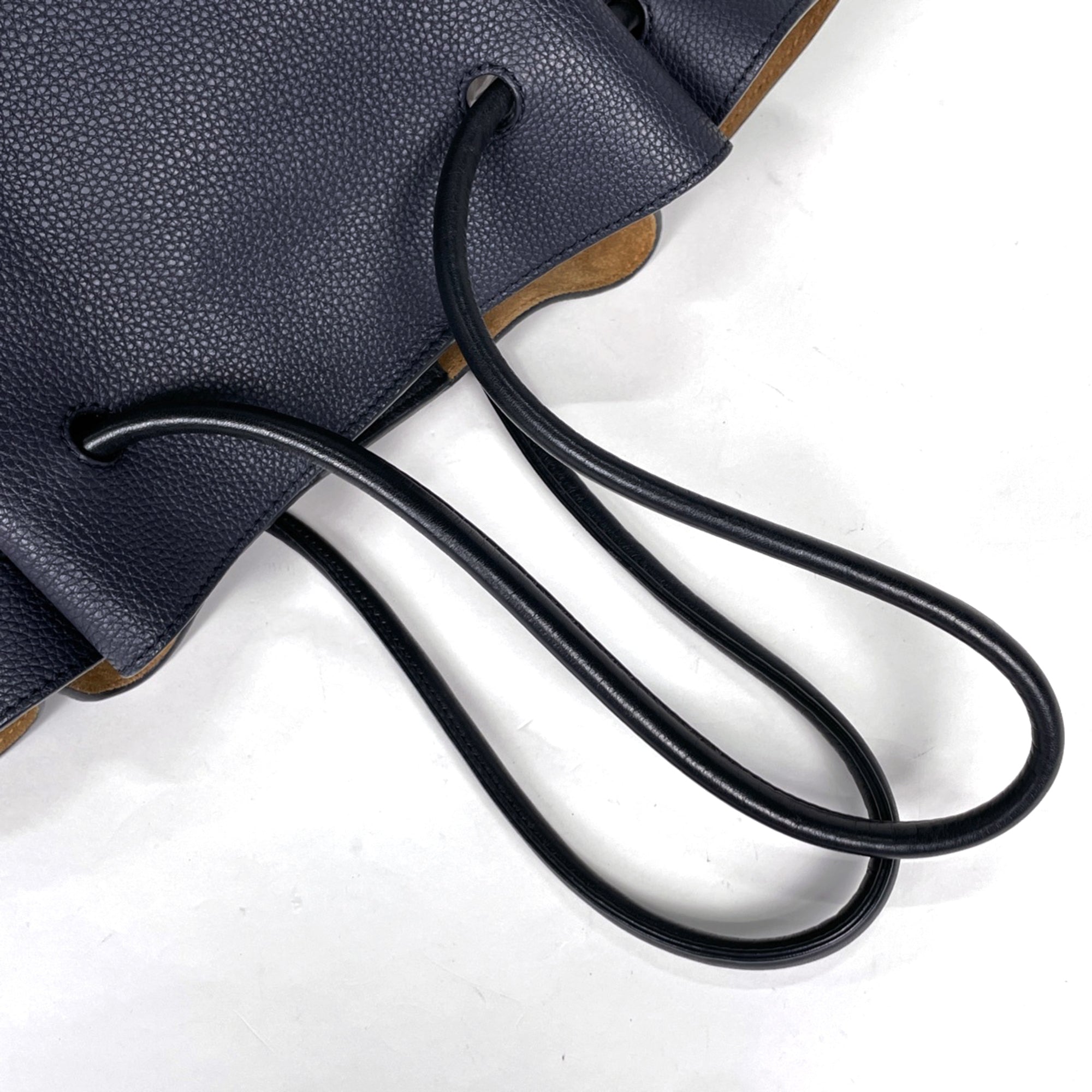 Loewe Flamenco Navy Leather Tote Bag (Pre-Owned)