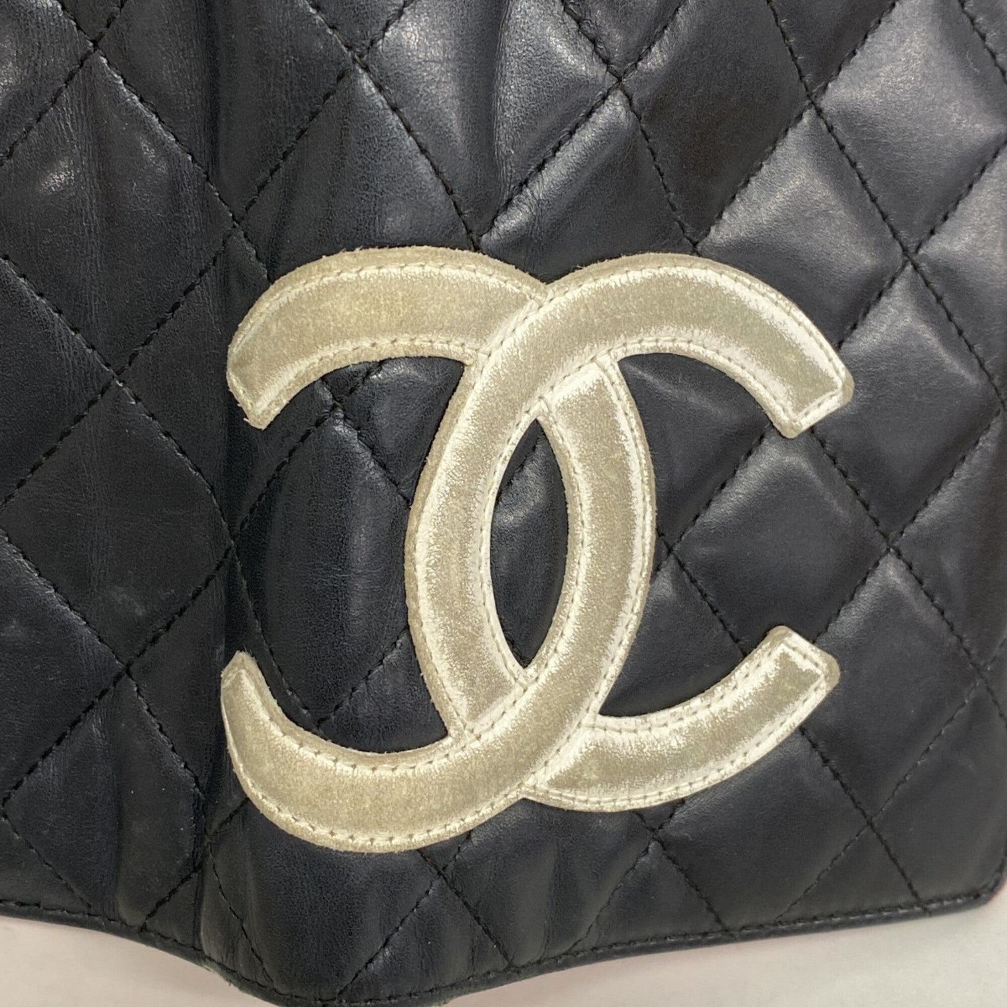 Chanel Black White Leather Long Wallet (Bi-Fold) (Pre-Owned)