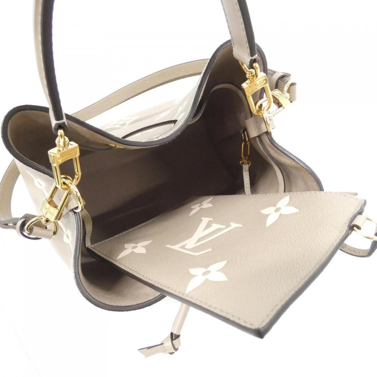 Louis Vuitton Cream Tourterelle Leather Pouch Shoulder Bag (Pre-Owned)