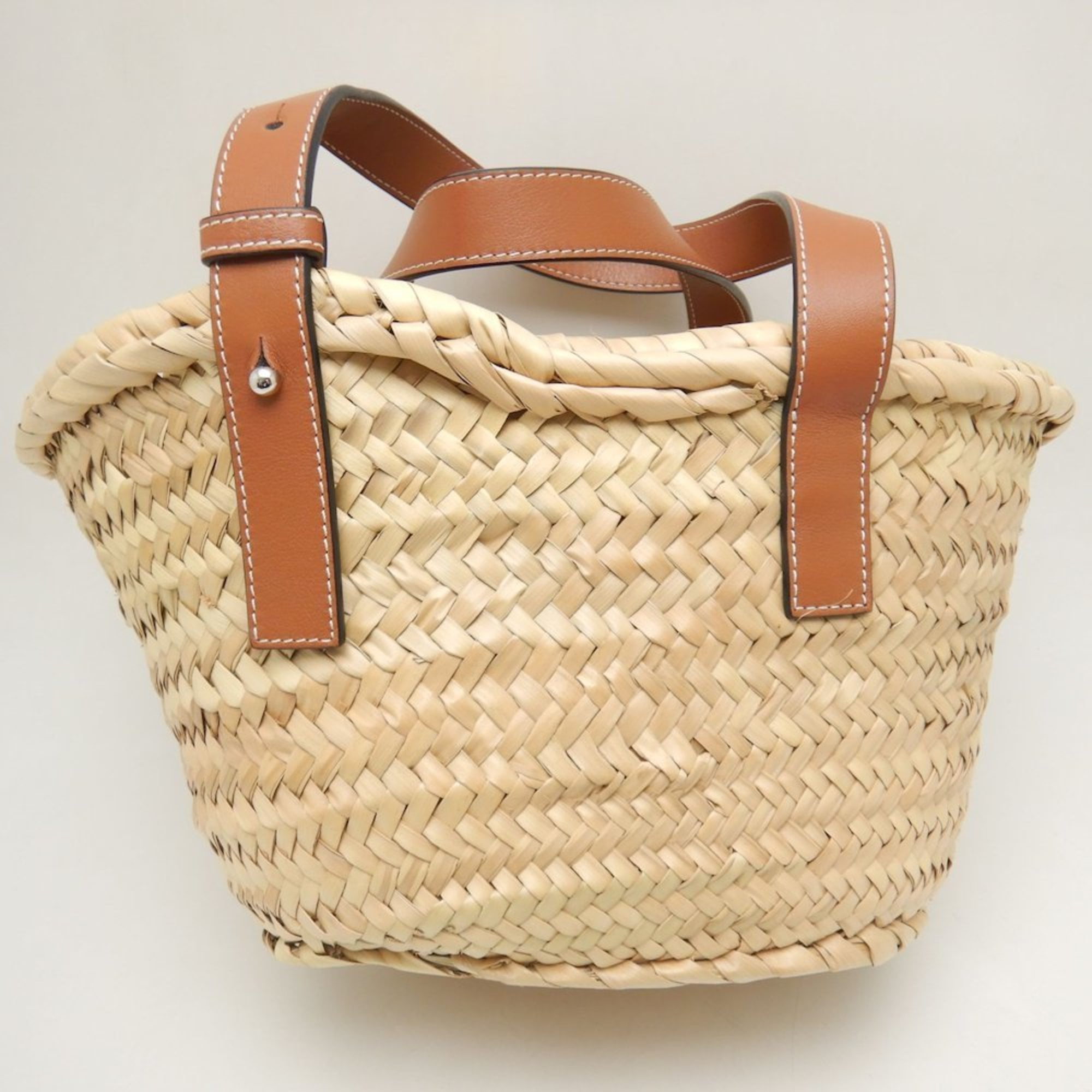 Loewe Camel Straw Leather Basket Handbag (Pre-Owned)