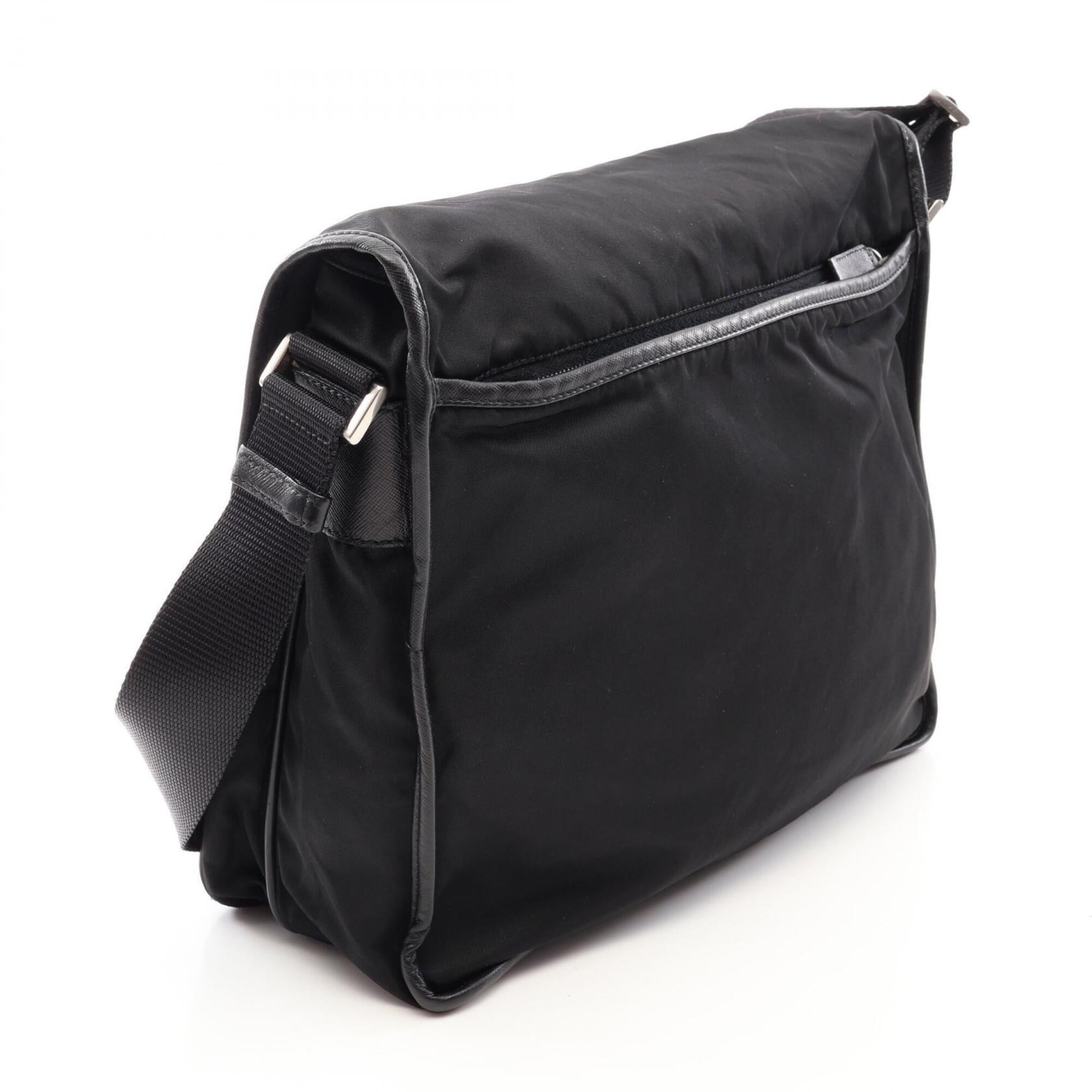 Prada Black Nylon Saffiano Handbag Shoulder Bag (Pre-Owned)