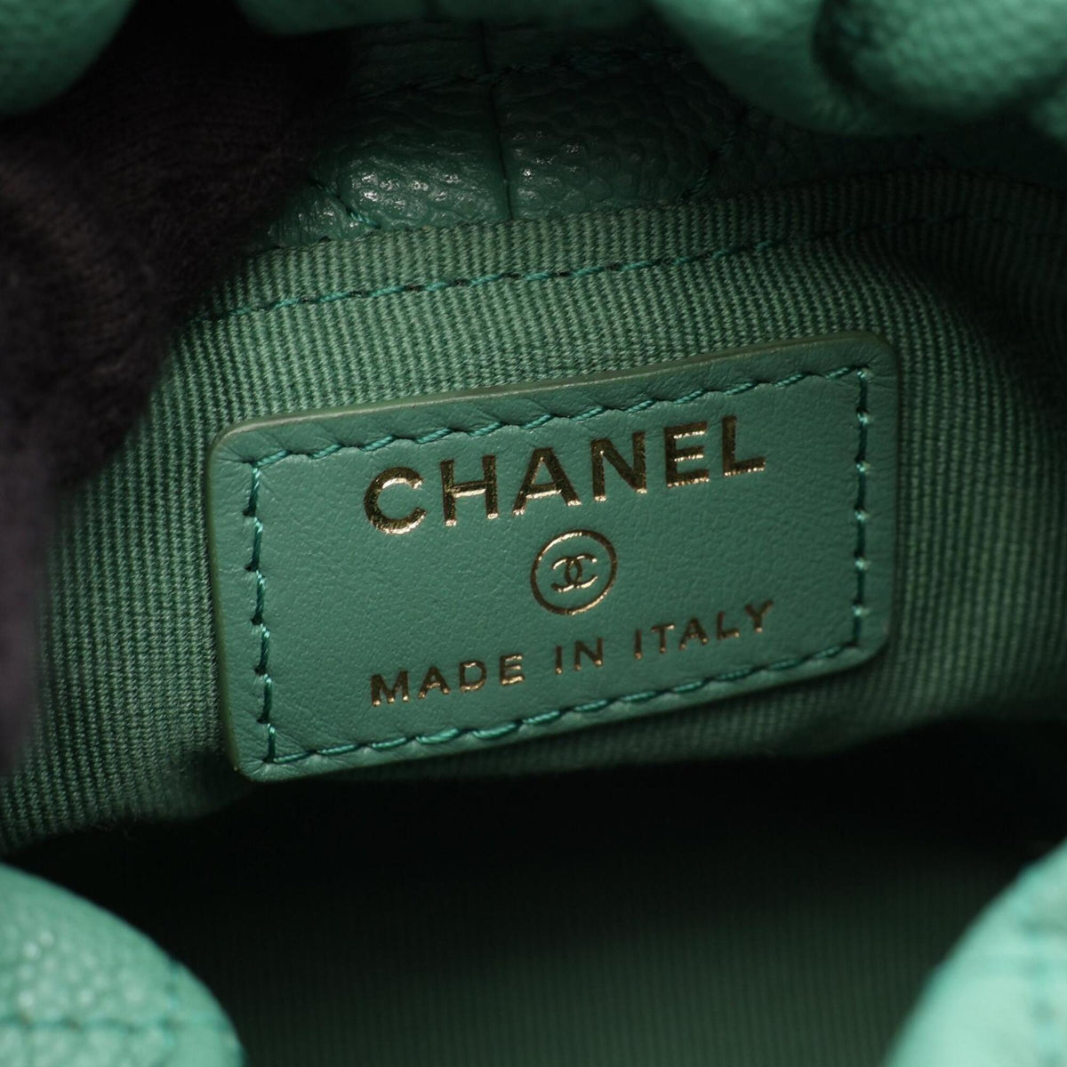 Chanel Green Grained Calfskin Handbag Shoulder Bag (Pre-Owned)