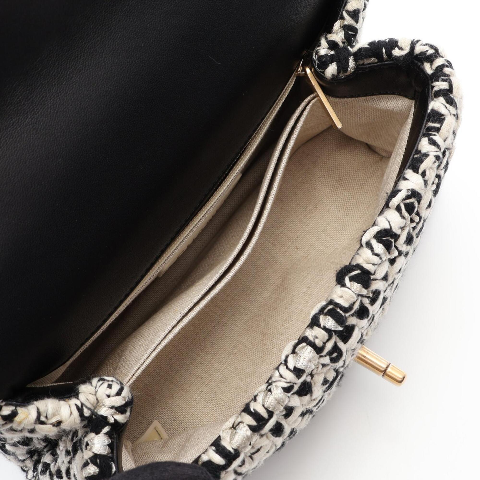Chanel Black White Fabric Leather Handbag (Pre-Owned)