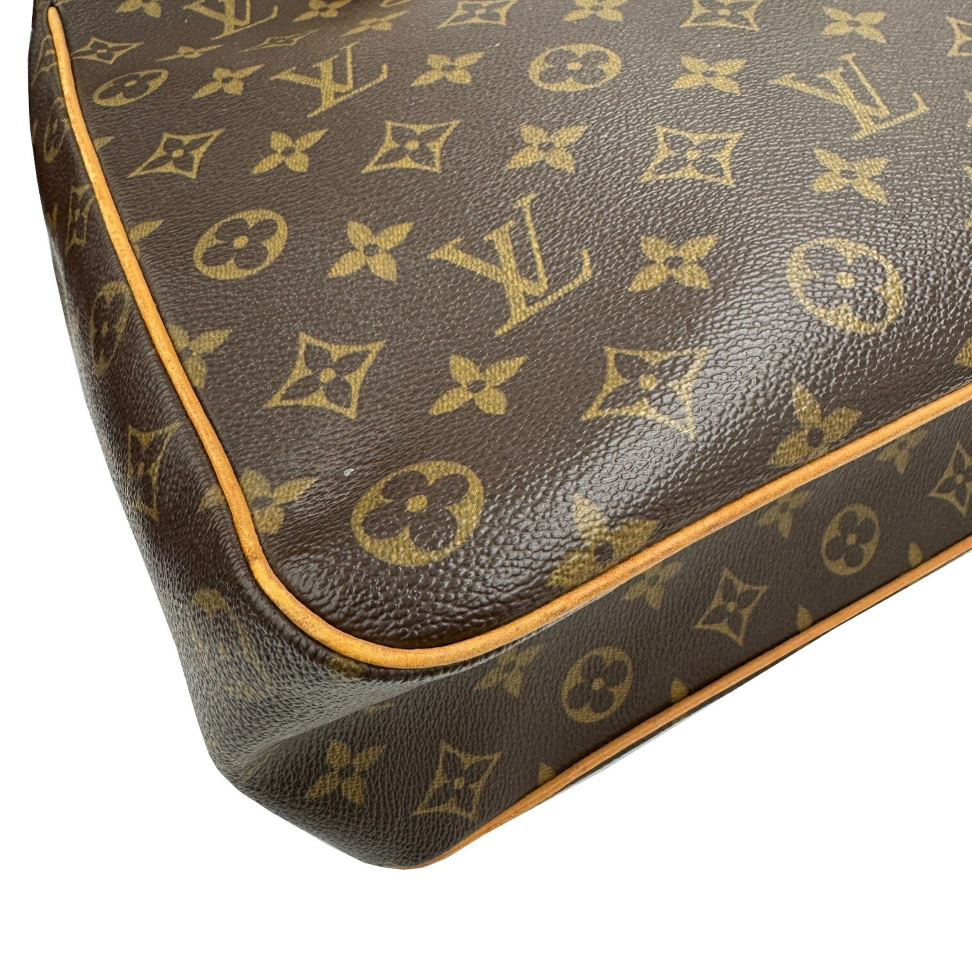 Louis Vuitton Brown Monogram Monogram Shoulder Bag (Pre-Owned)