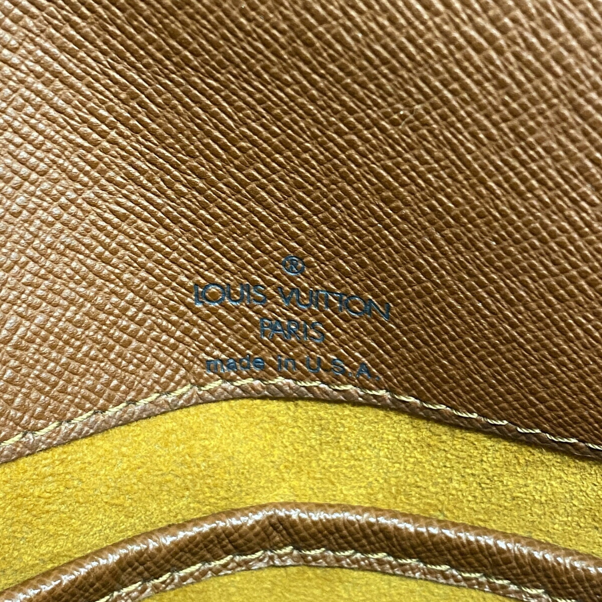 Louis Vuitton Brown Shoulder Bag (Pre-Owned)