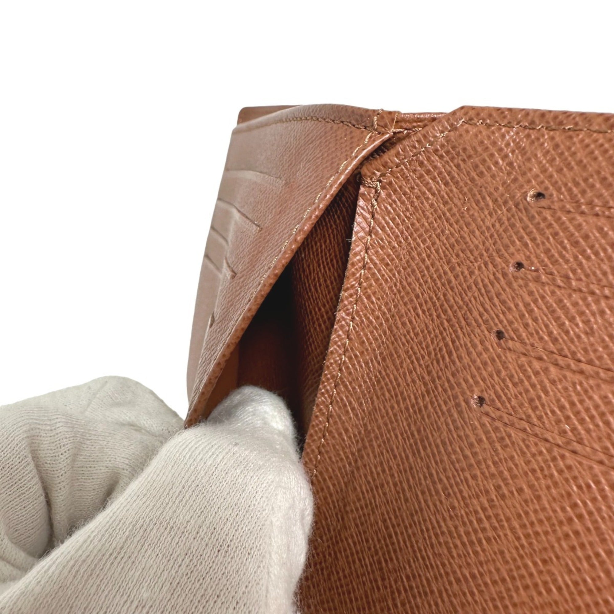 Louis Vuitton Monogram Brown Monogram Wallet (Bi-Fold) (Pre-Owned)