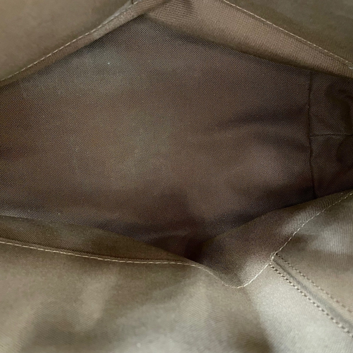 Louis Vuitton Brown Handbag (Pre-Owned)