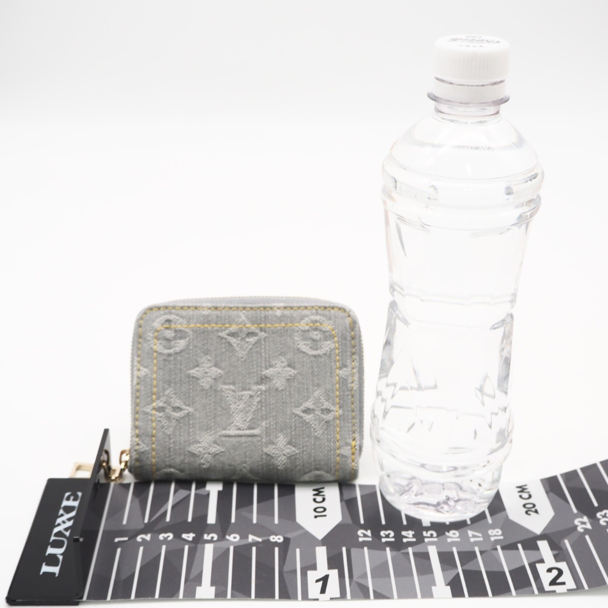 Louis Vuitton Gray Monogram Monogram Denim Coin Purse/Coin Case (Pre-Owned)