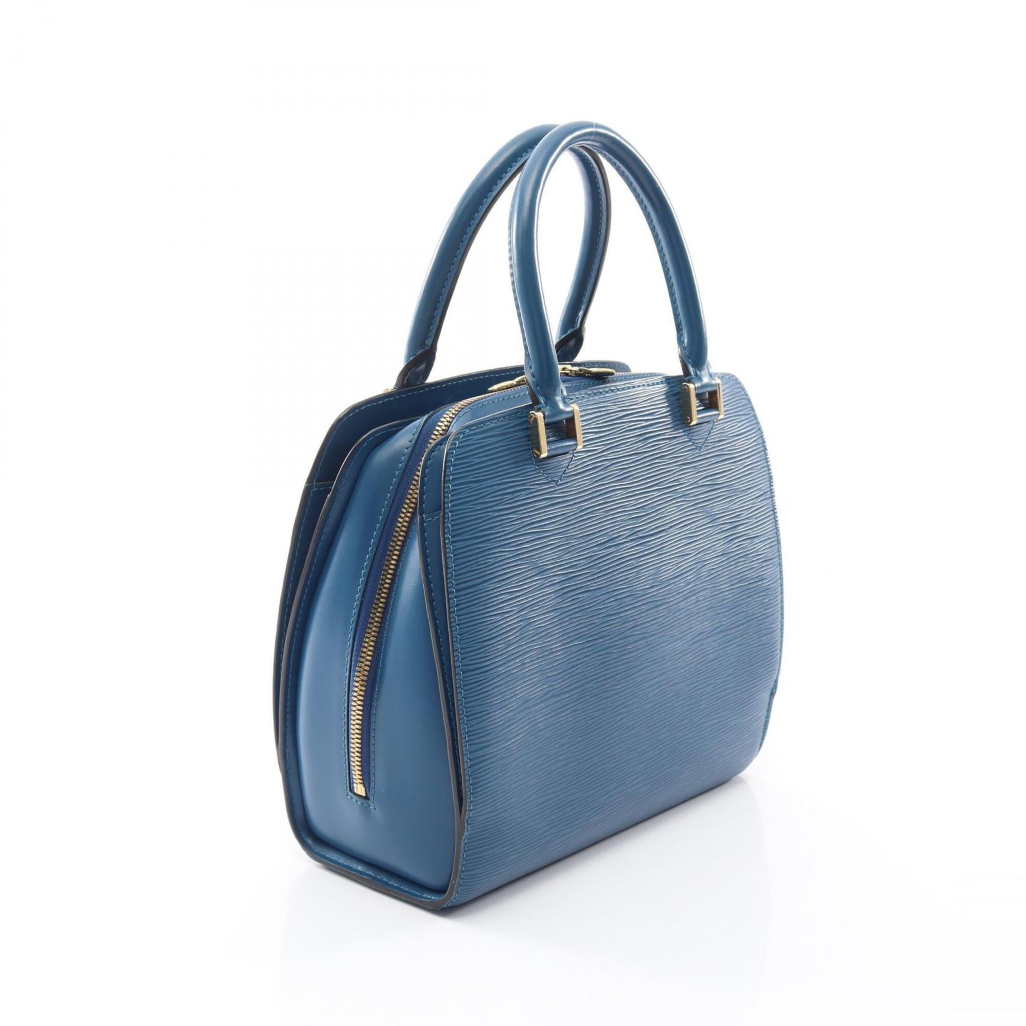 Louis Vuitton Blue Epi Leather Handbag (Pre-Owned)