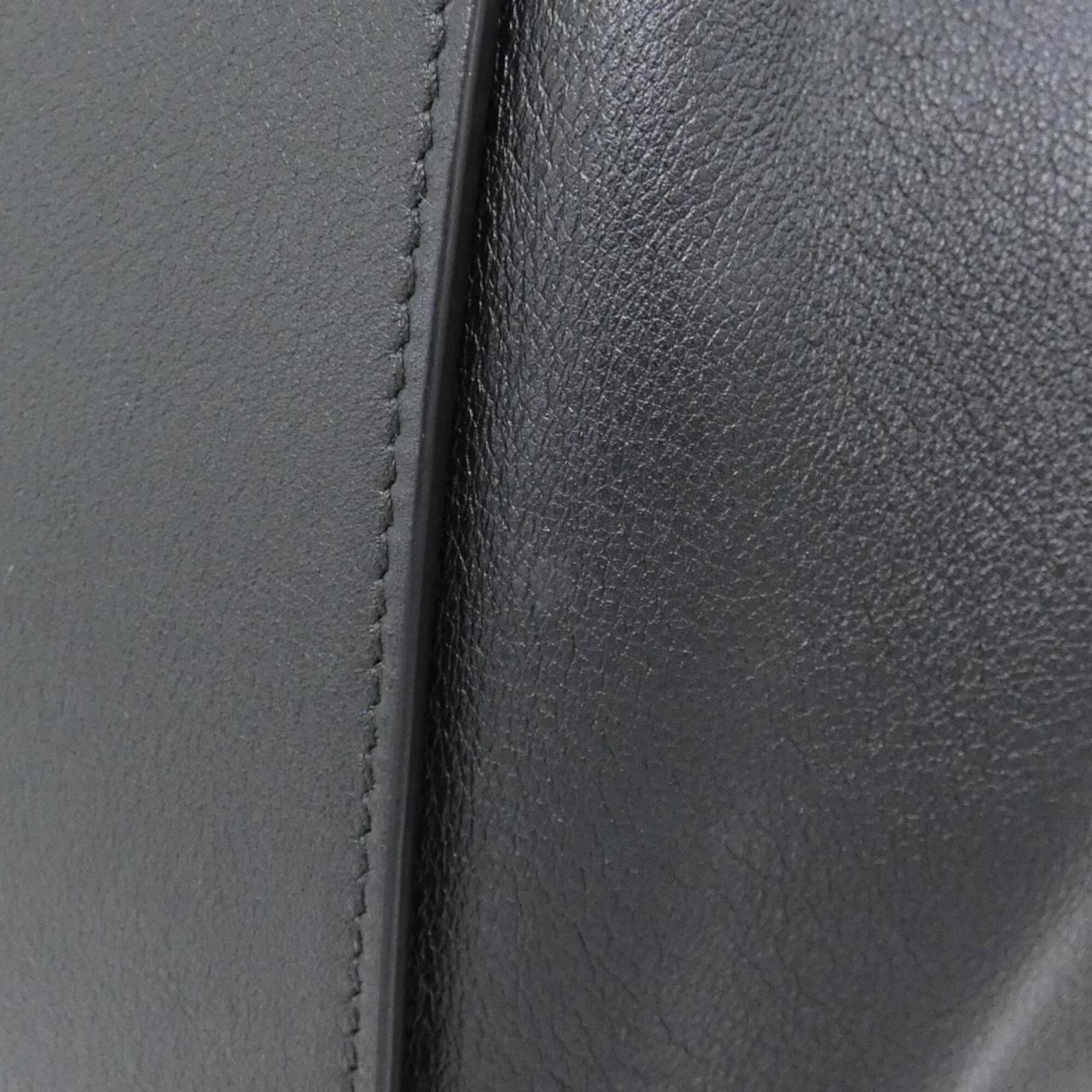 Loewe Black Leather Shoulder Bag (Pre-Owned)