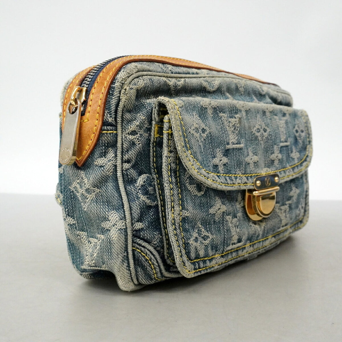 Louis Vuitton Blue Fanny Pack (Pre-Owned)
