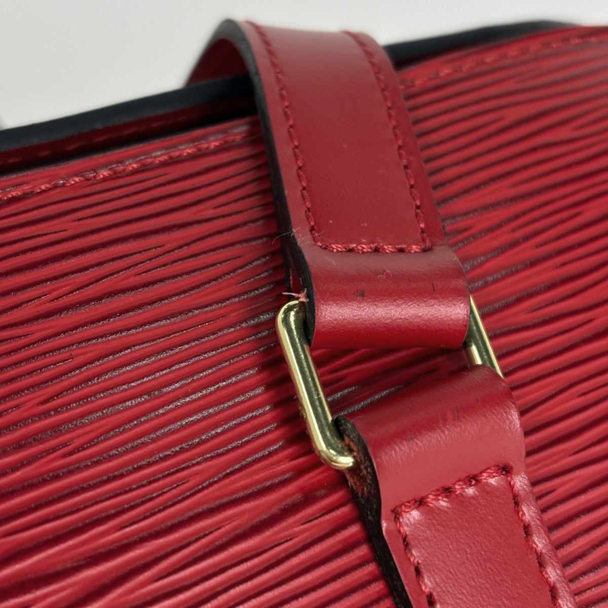 Louis Vuitton Epi Castilian Red Epi Leather Handbag (Pre-Owned)