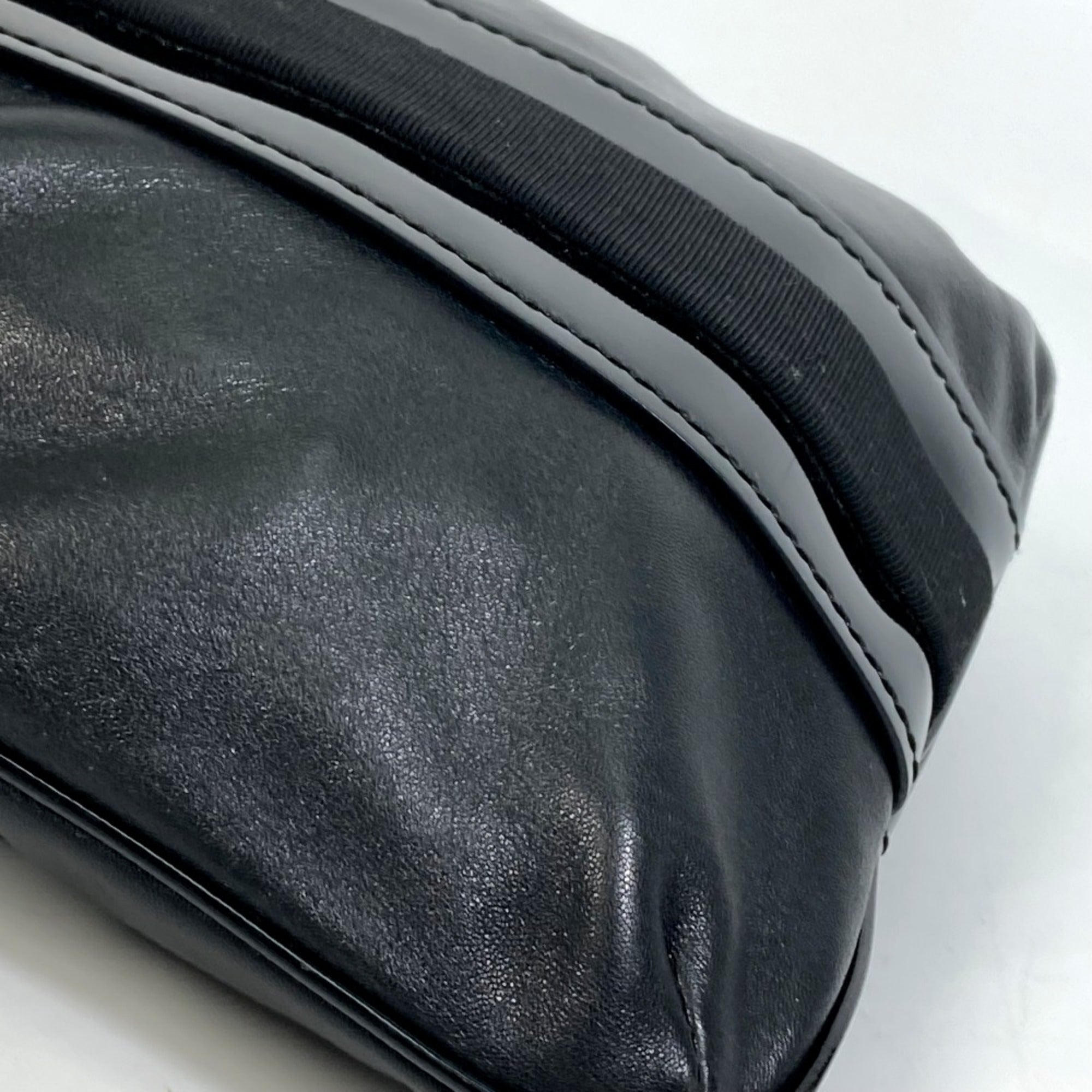 Salvatore Ferragamo Black Other Shoulder Bag (Pre-Owned)
