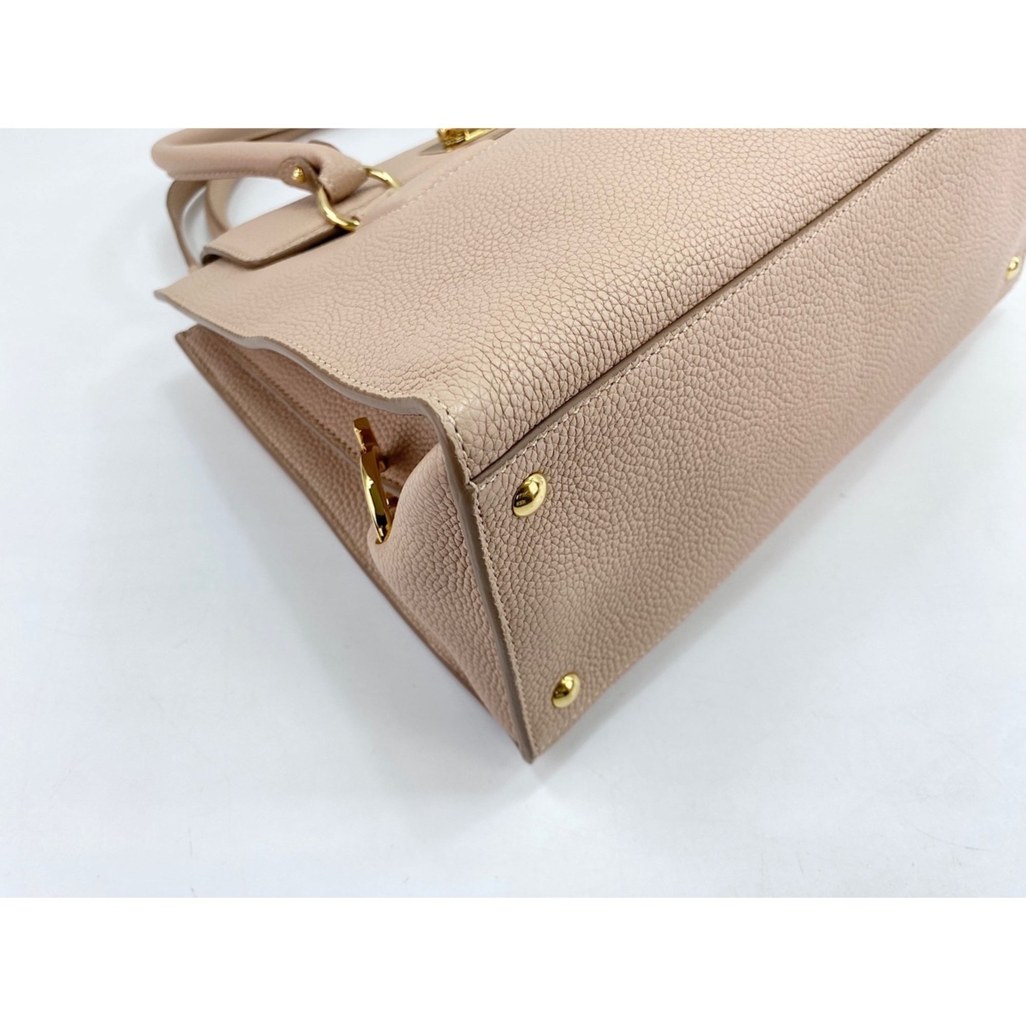 Salvatore Ferragamo Beige Canvas Handbag (Pre-Owned)
