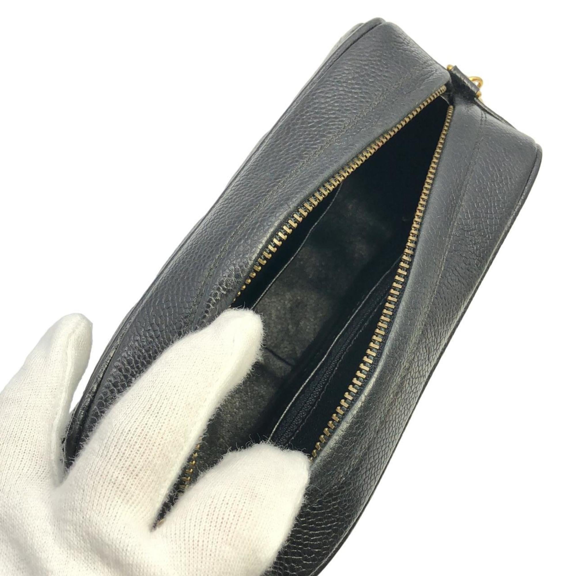 Chanel Black Grained Calfskin Shoulder Bag (Pre-Owned)