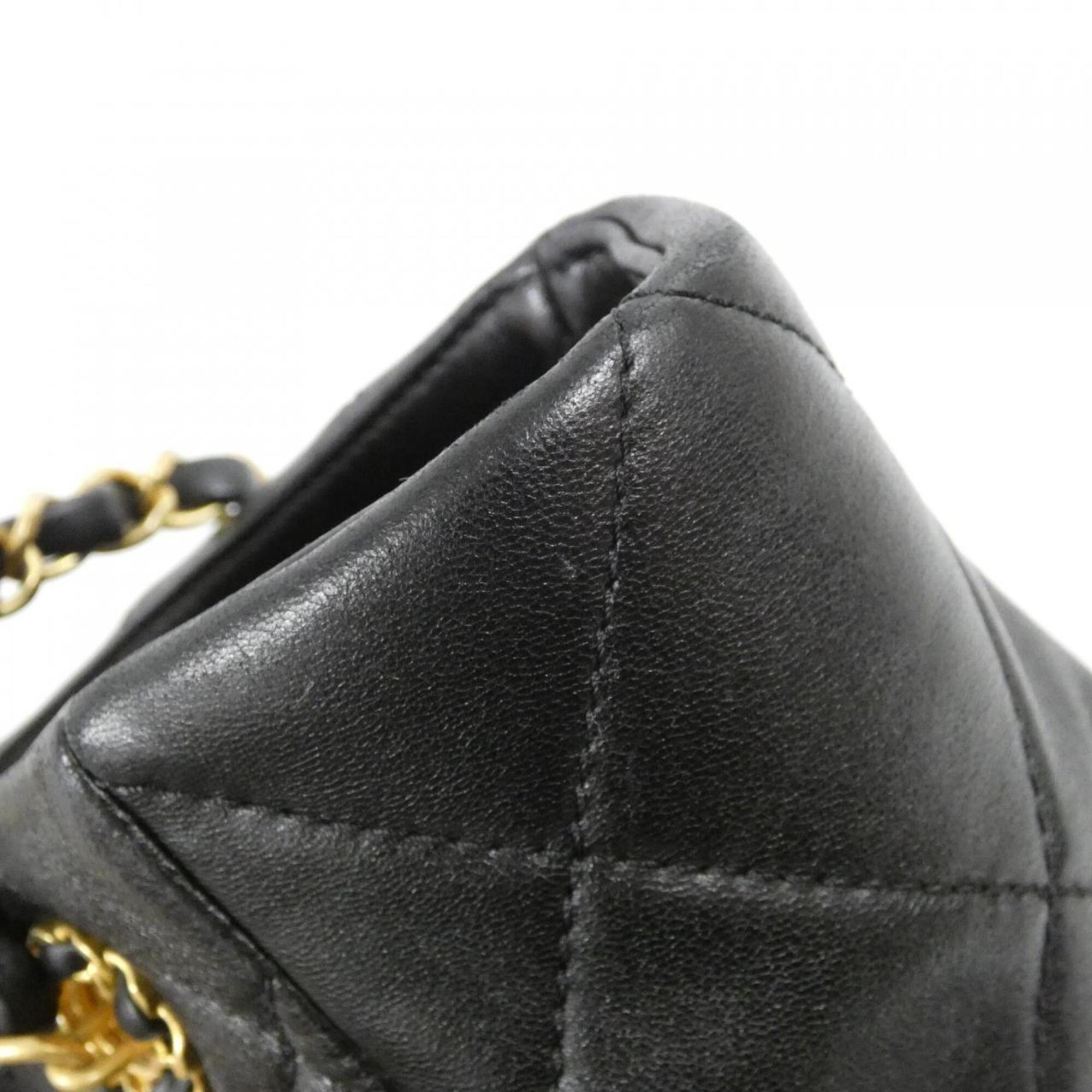 Chanel Black Leather Handbag (Pre-Owned)