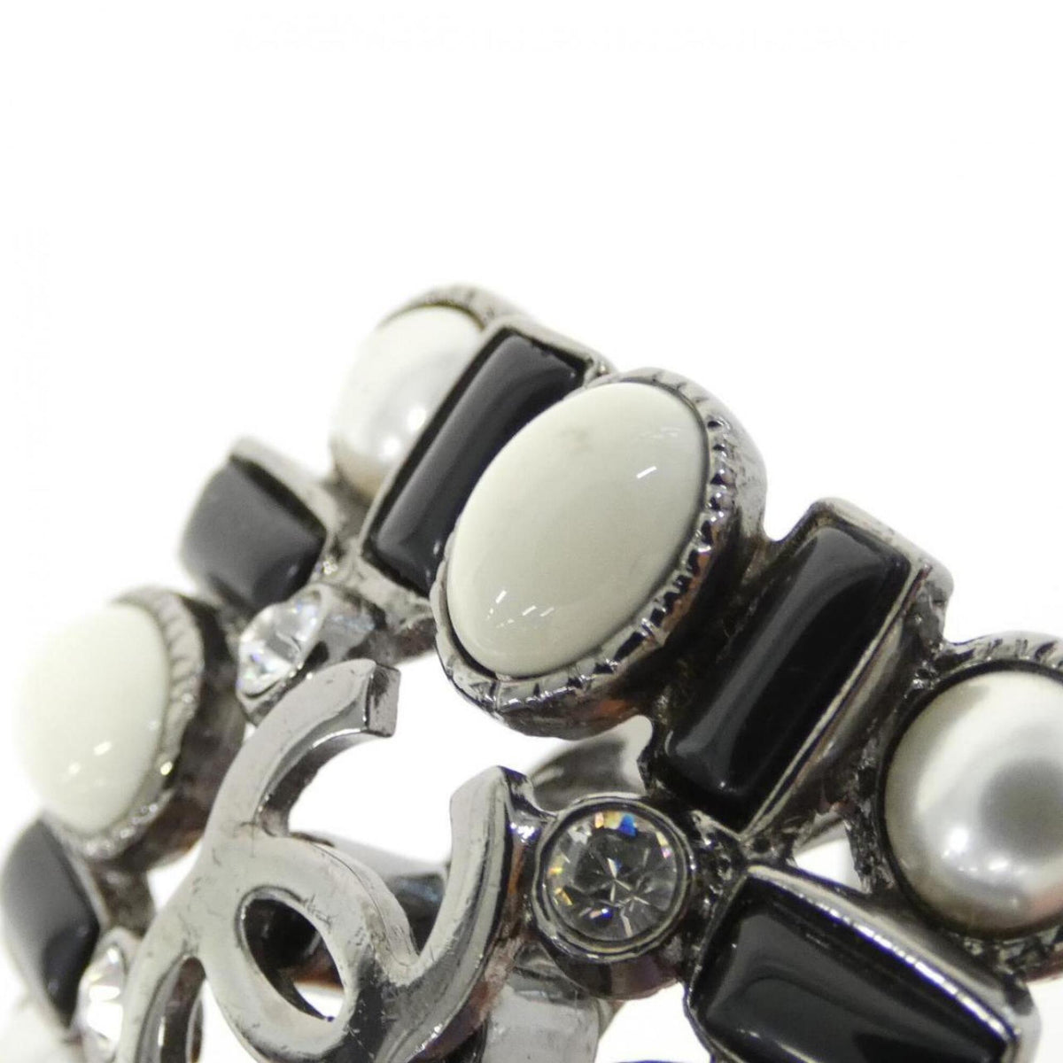 Chanel Artificial Pearl Band Ring (Pre-Owned)